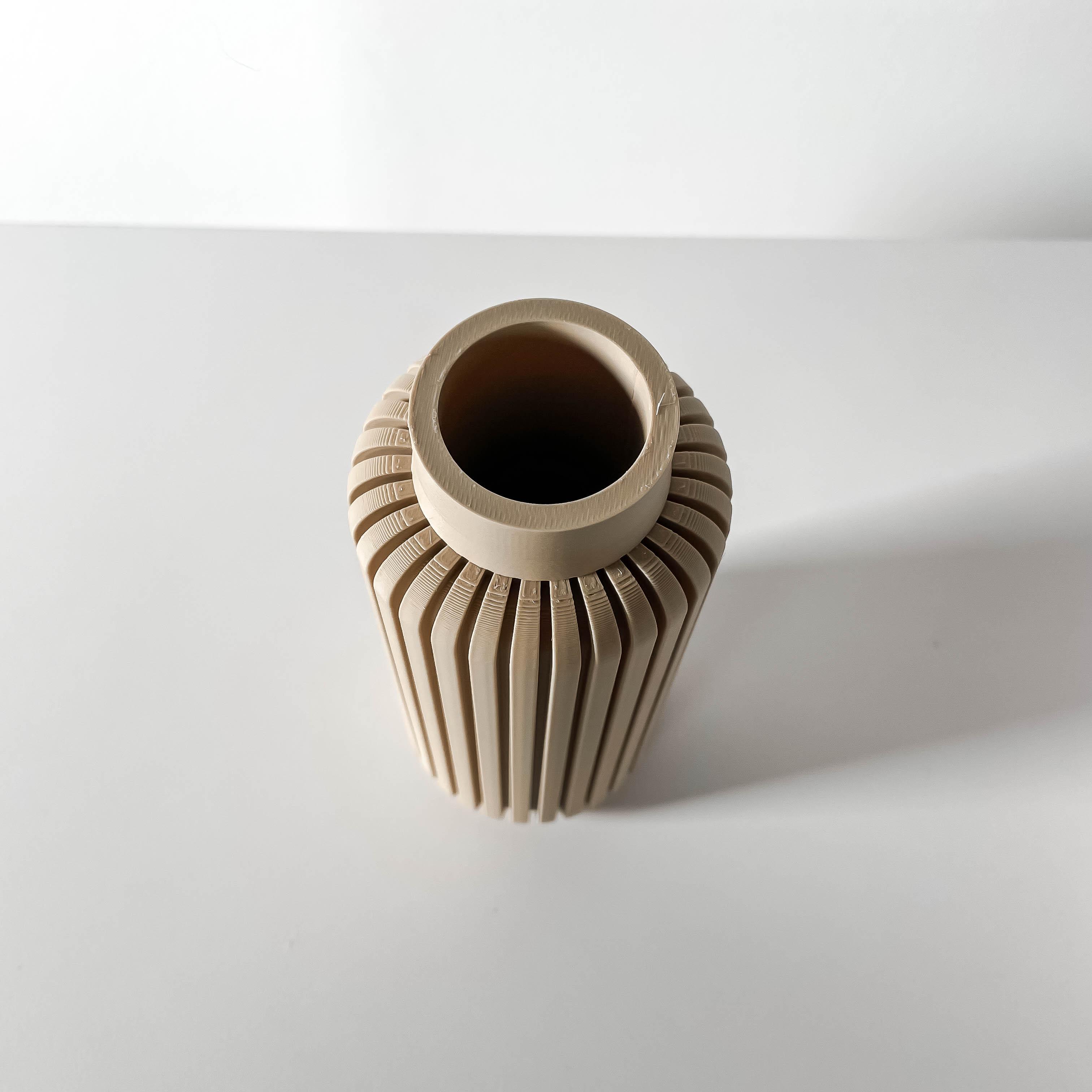 The Yuso Vase, Modern and Unique Home Decor for Dried and Preserved Flower Arrangement  | STL File 3d model