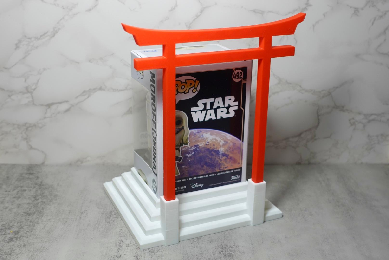 Shrine Display for Collectibles (3.5 x 4.5 x 6.25-inch Product Box) 3d model