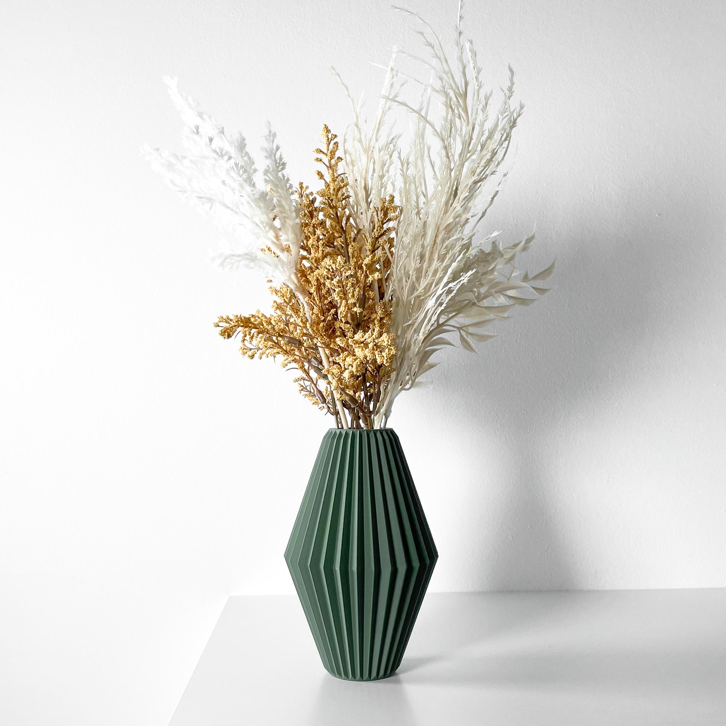 The Hivara Vase, Modern and Unique Home Decor for Dried and Flower Arrangements  | STL File 3d model