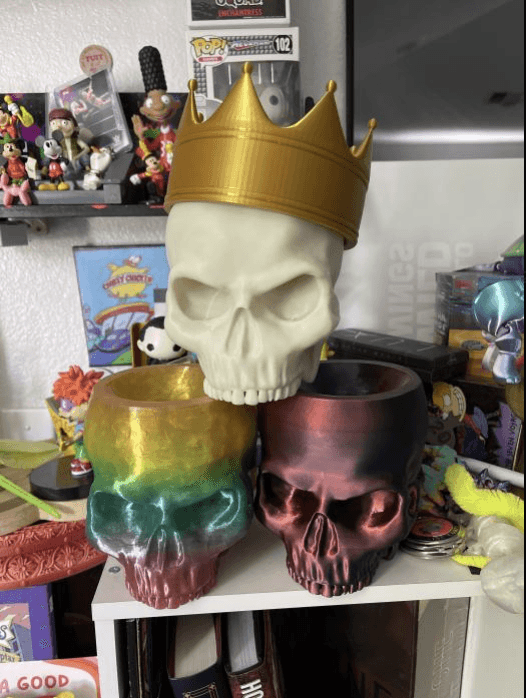 Grim Monarch's Crown of Fate Dice Tower By Pretzel Prints - Bottom 2 are the other version. love this model - 3d model