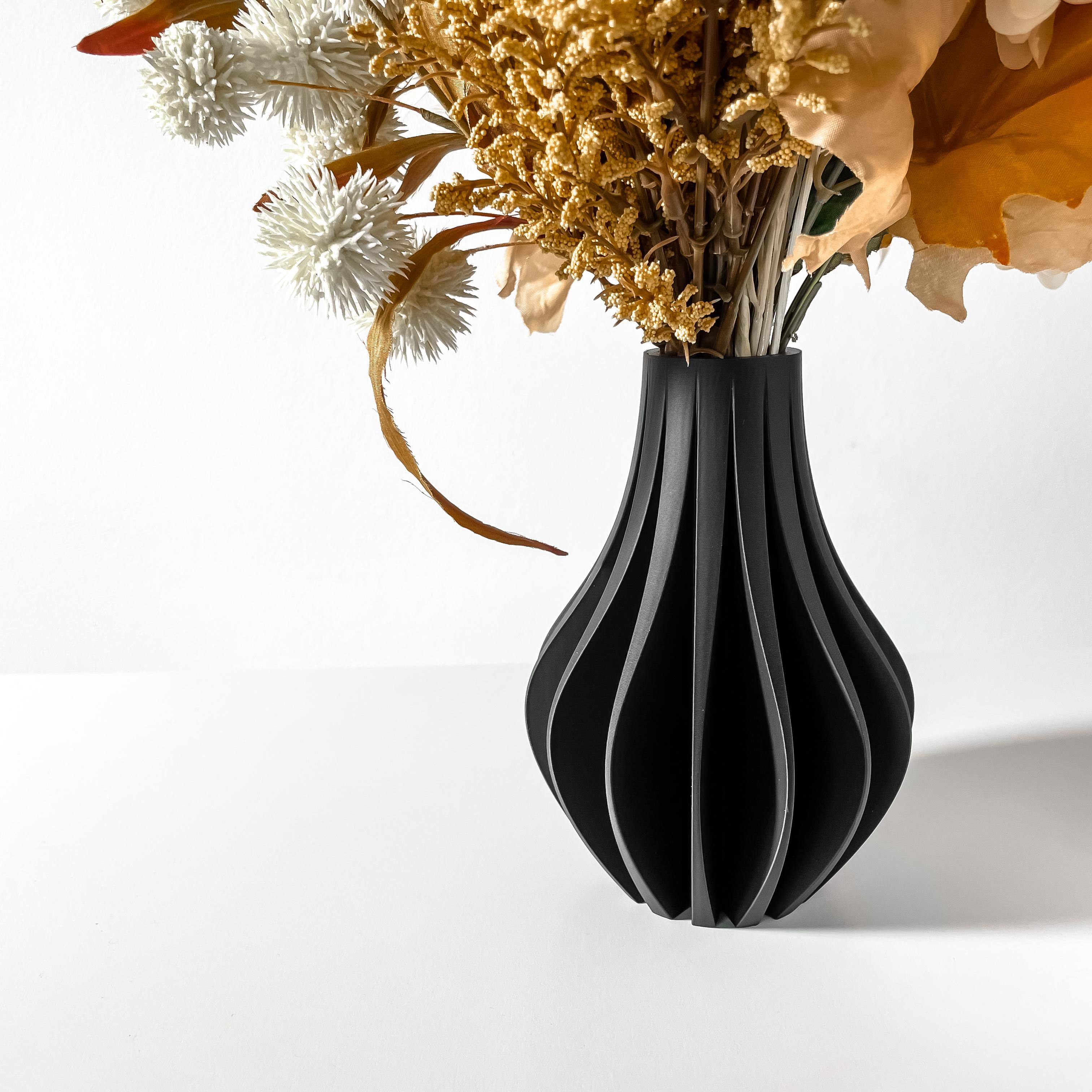 The Zolara Vase, Modern and Unique Home Decor for Dried and Flower Arrangements  | STL File 3d model
