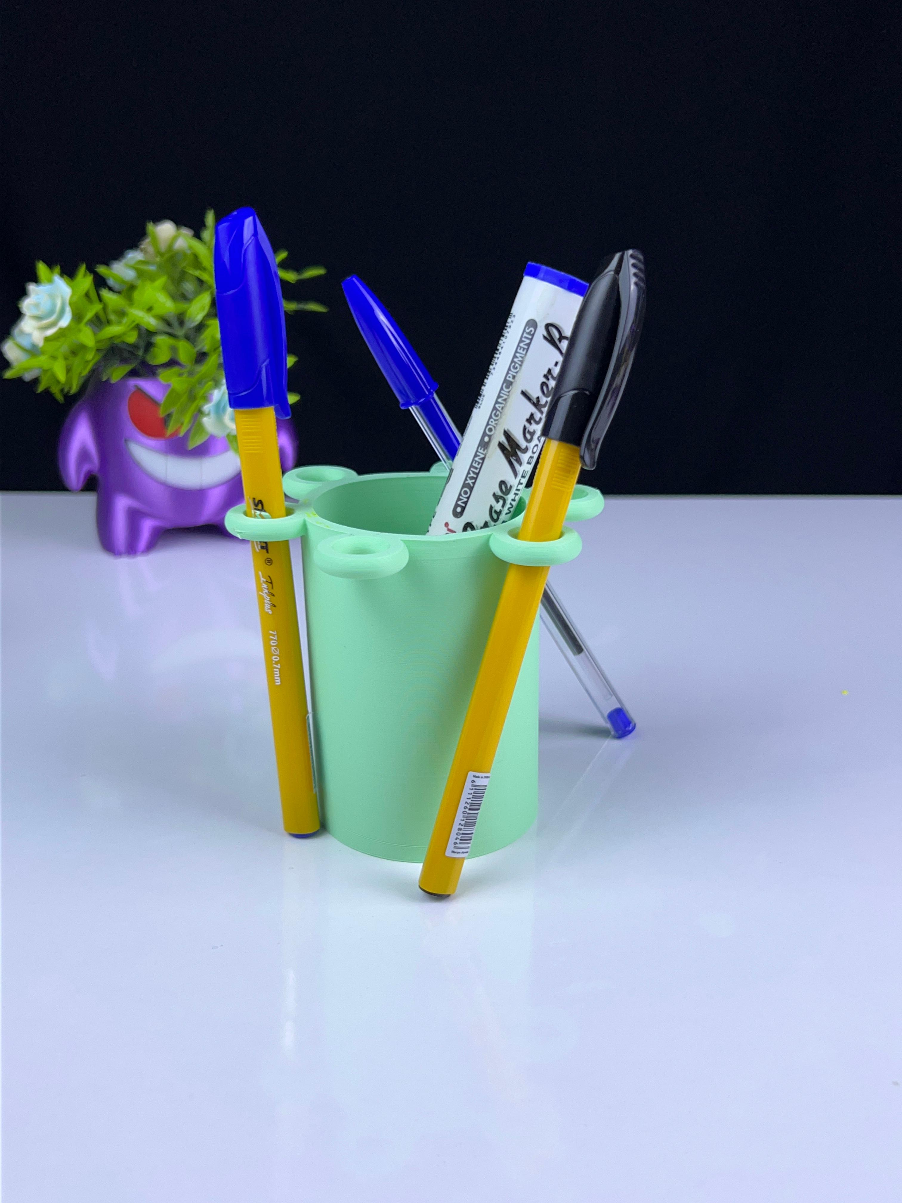 toothbrush/pen holder 3d model