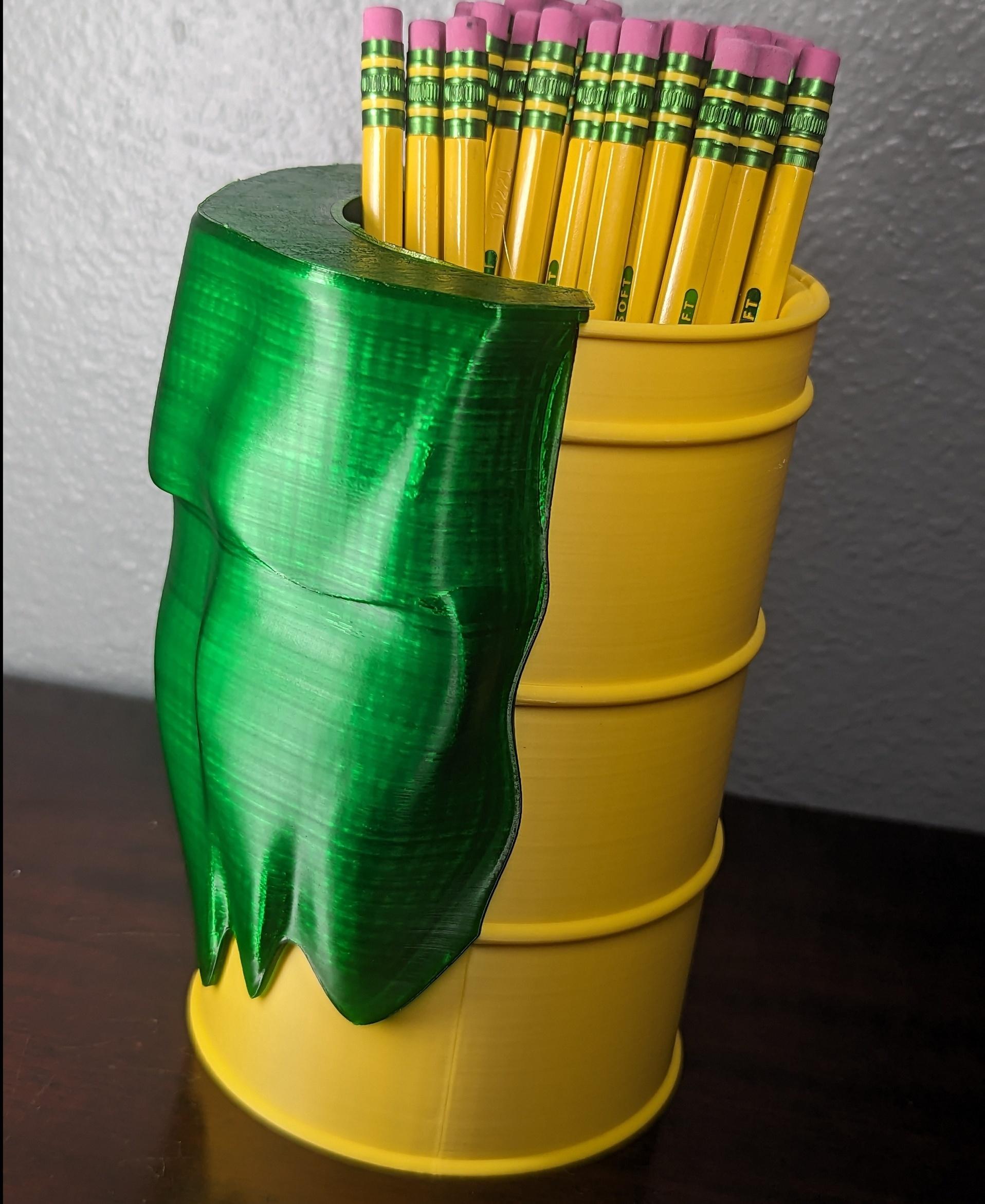 Nuclear Waste Pencil Bucket  3d model