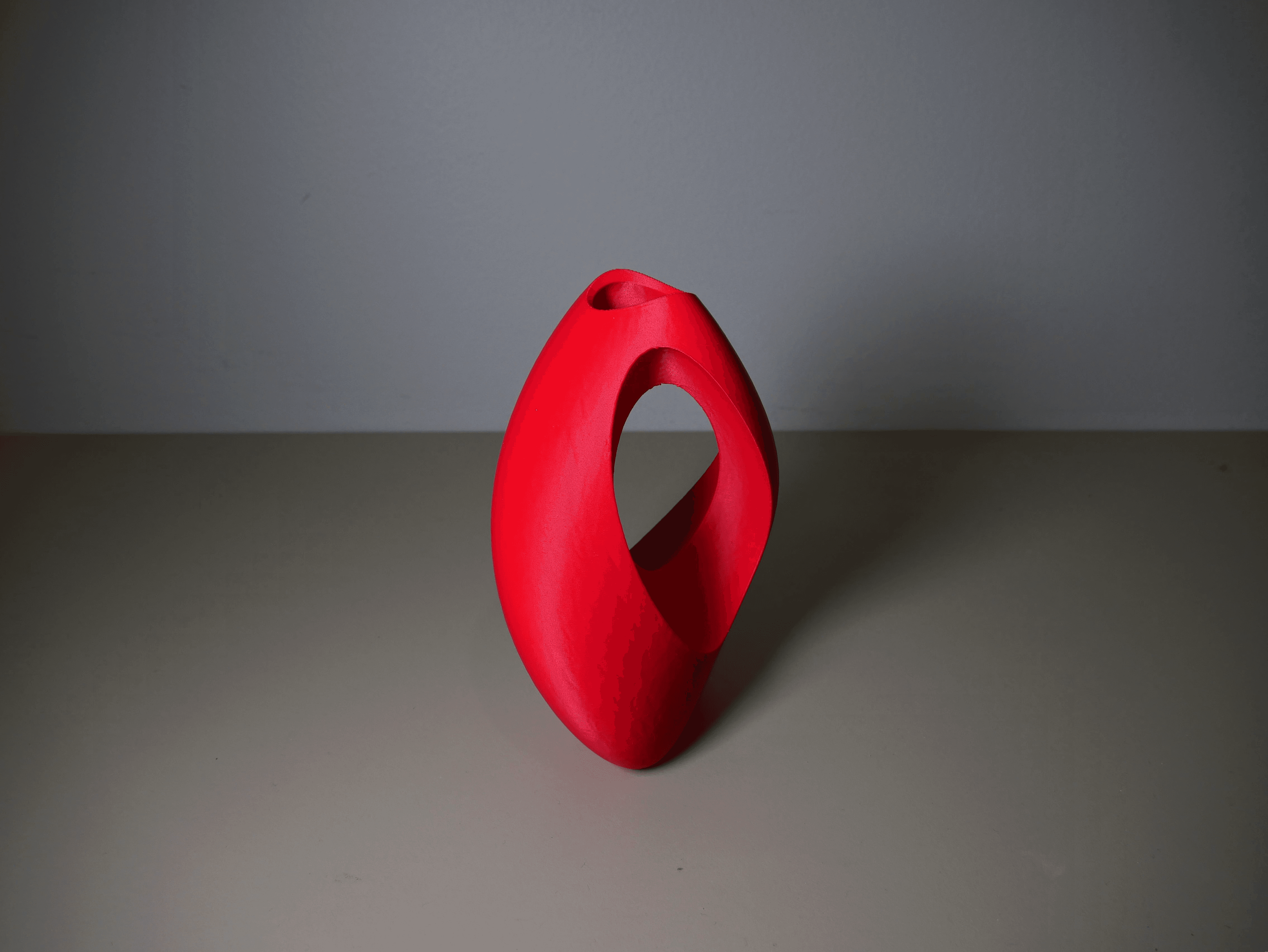 Asymmetric Teardrop Vase 3d model