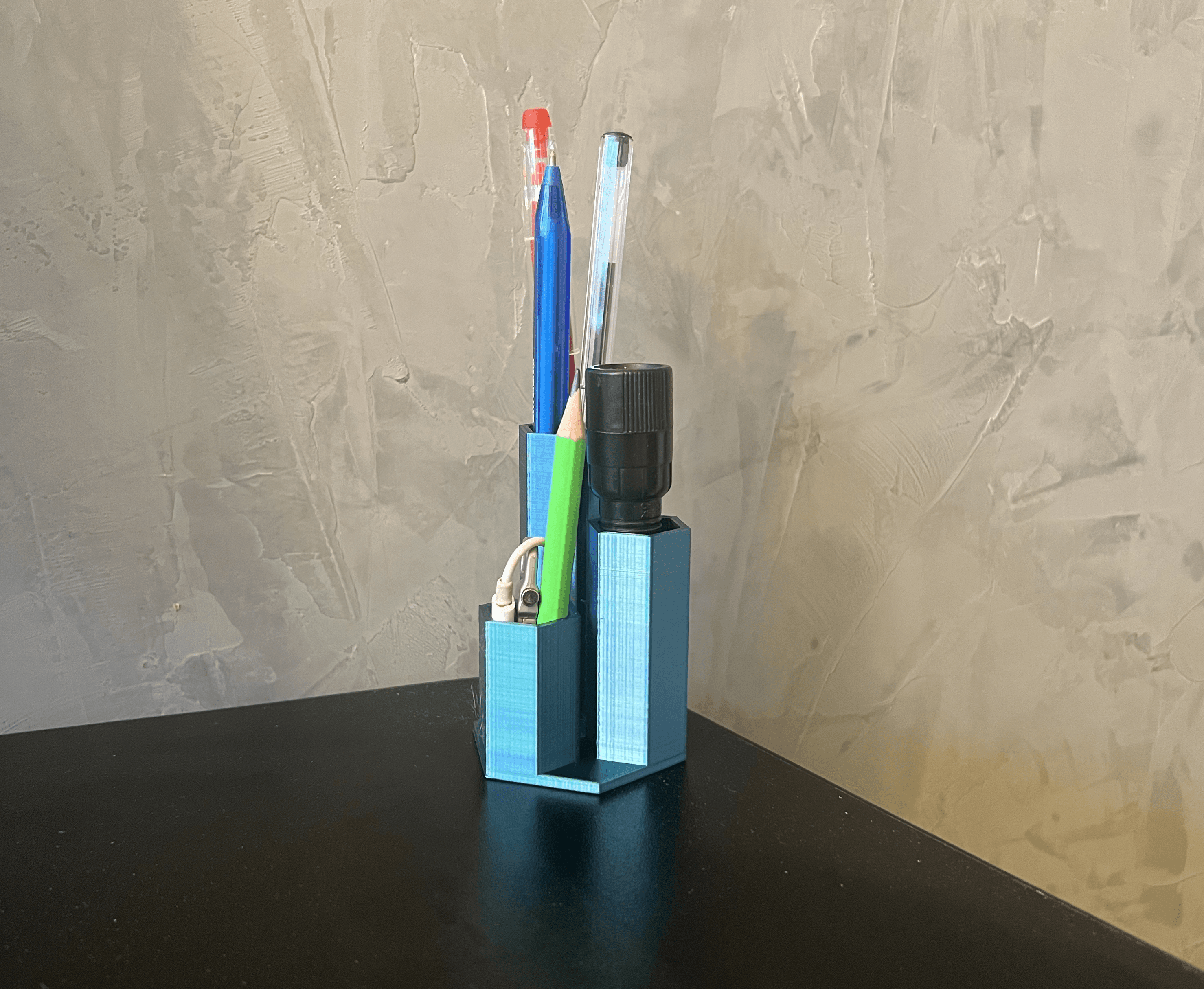 Pen holder design / Porte styo original 3d model