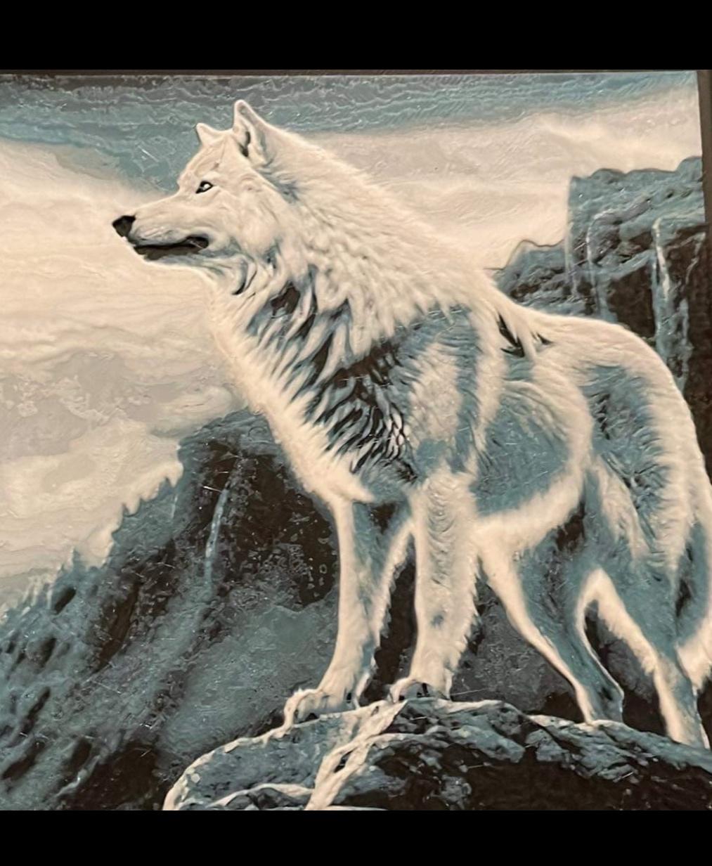 White Wolf - Hueforge Print - Printed in Poly maker white cotton and draft. Blue is sovol.  - 3d model