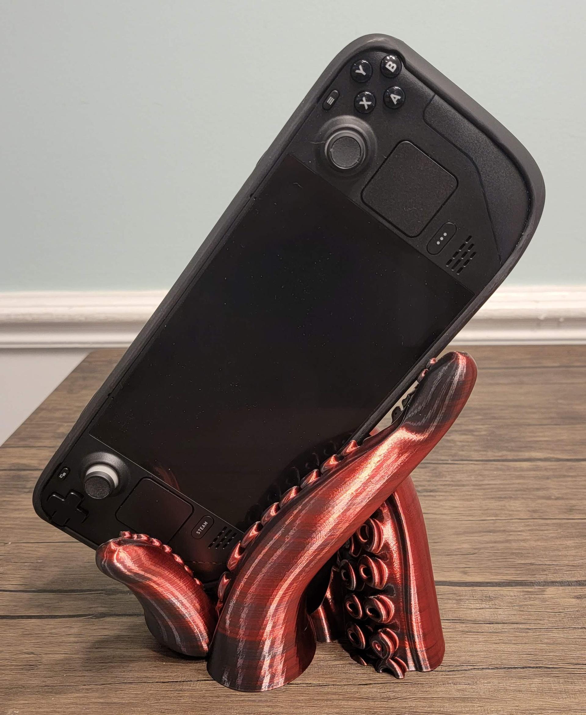 Tentacle SteamDeck Stand - This this is so amazing. it even fit with the rubber case on it. - 3d model