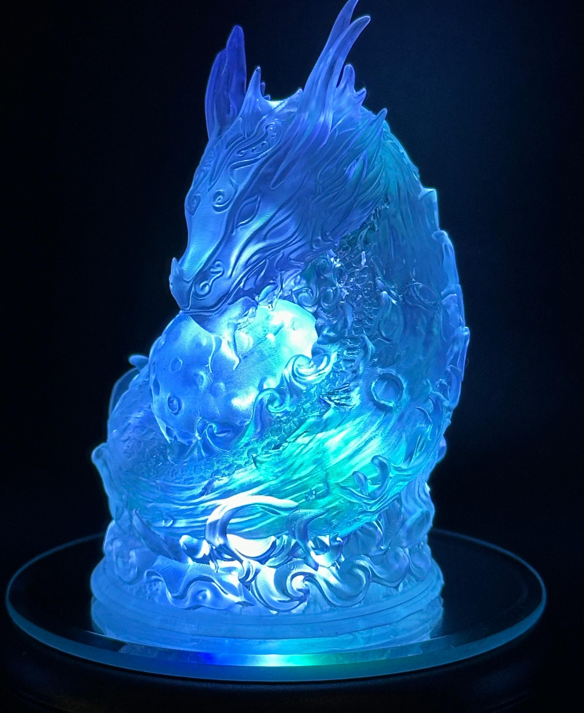 Moon Dragon bust - (Pre-Supported) - Printed in clear resin and lighting from underneath.  - 3d model