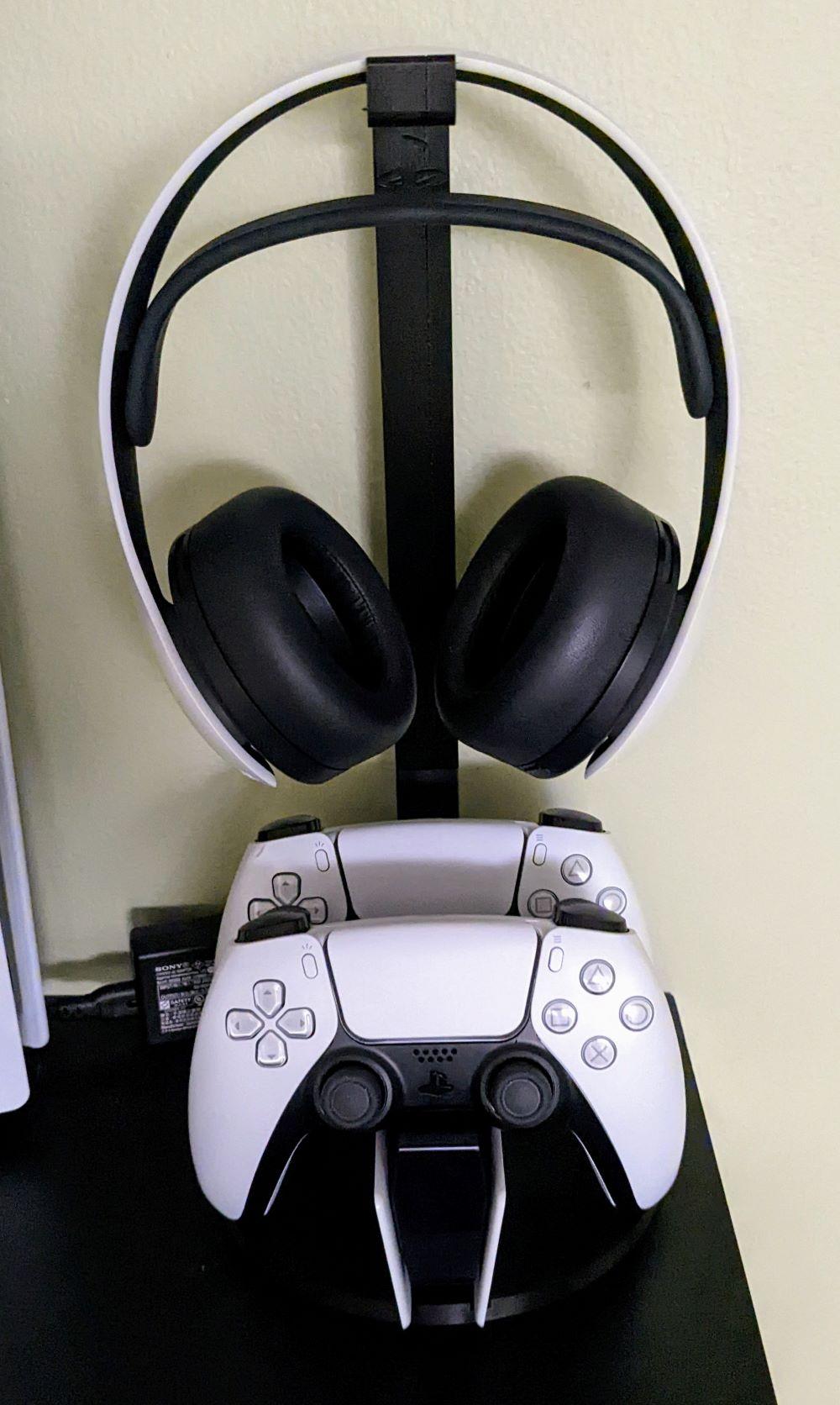 [Updated] PS5 headphone hanger and base for Dual Sense charging station 3d model