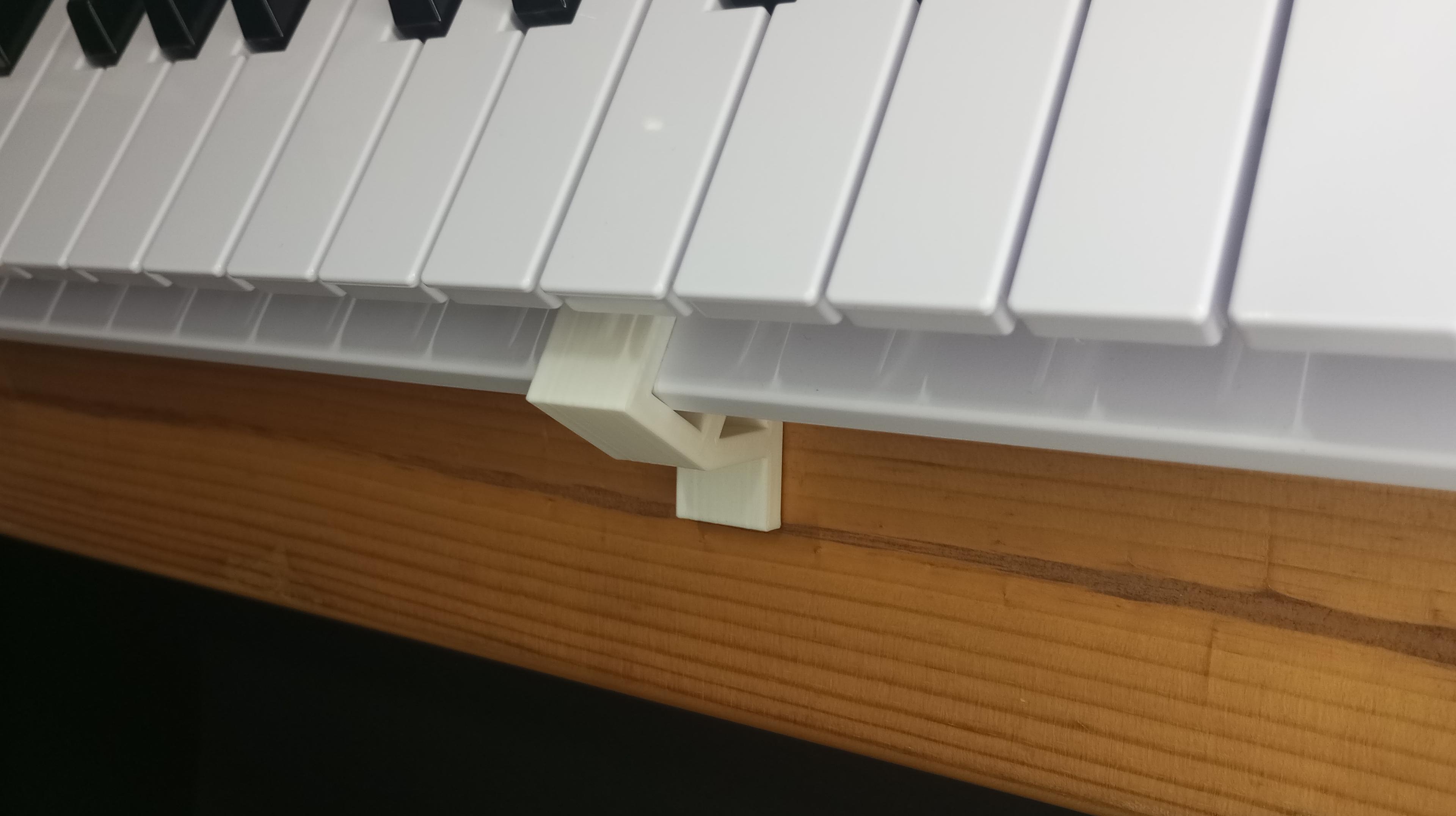 Parametric MIDI Keyboard holder 3d model