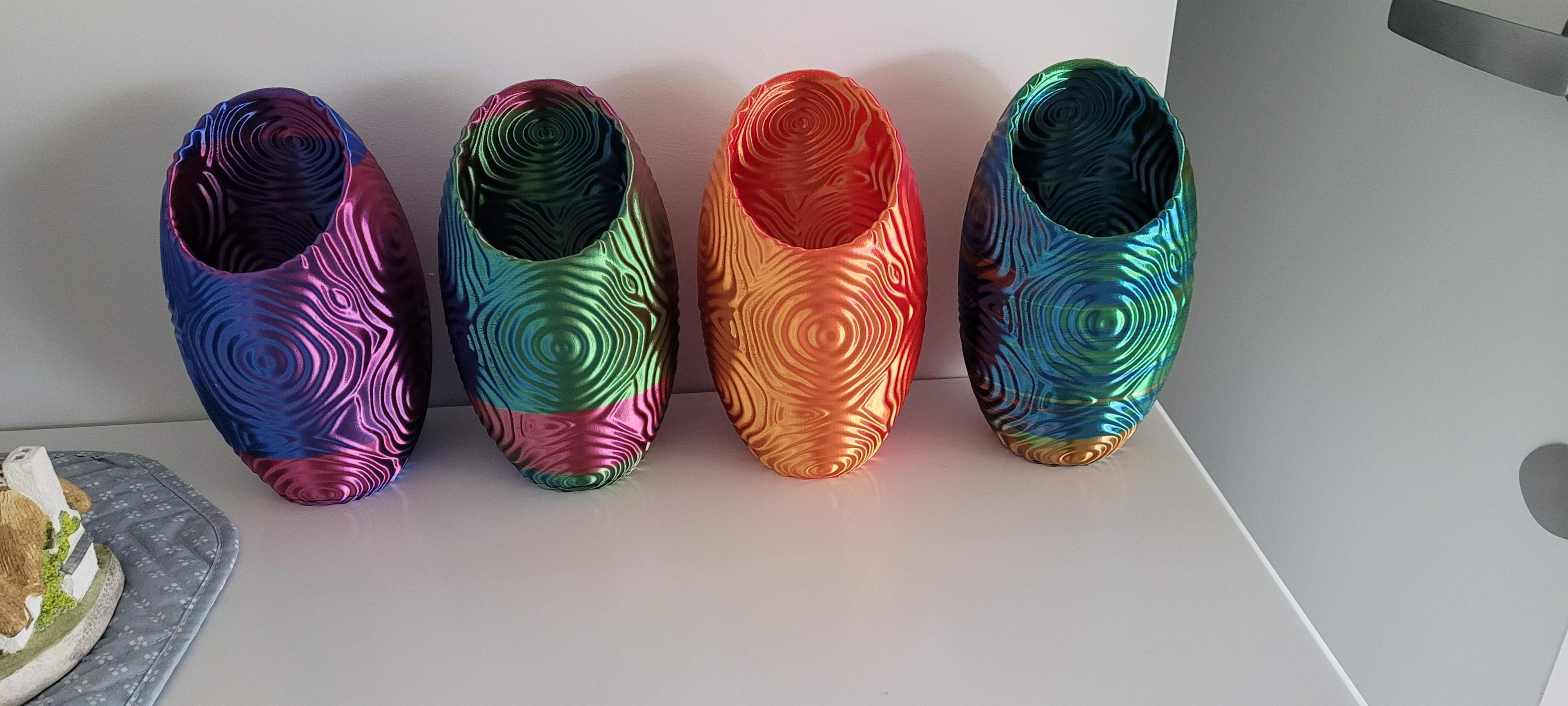 Ripple Vase (Ovoid) - Testing some multicolour filaments - 3d model