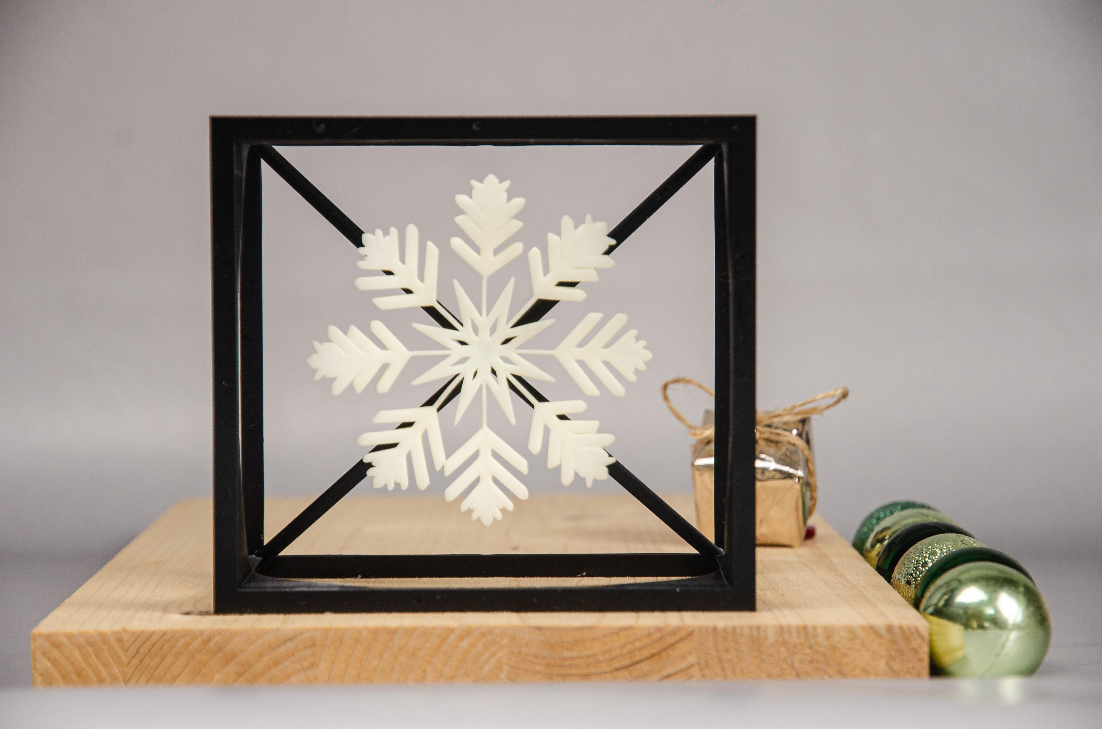 ❄️ Snowflake Cube - Floating Snowflake Design ❄️ - Pre-supported  3d model