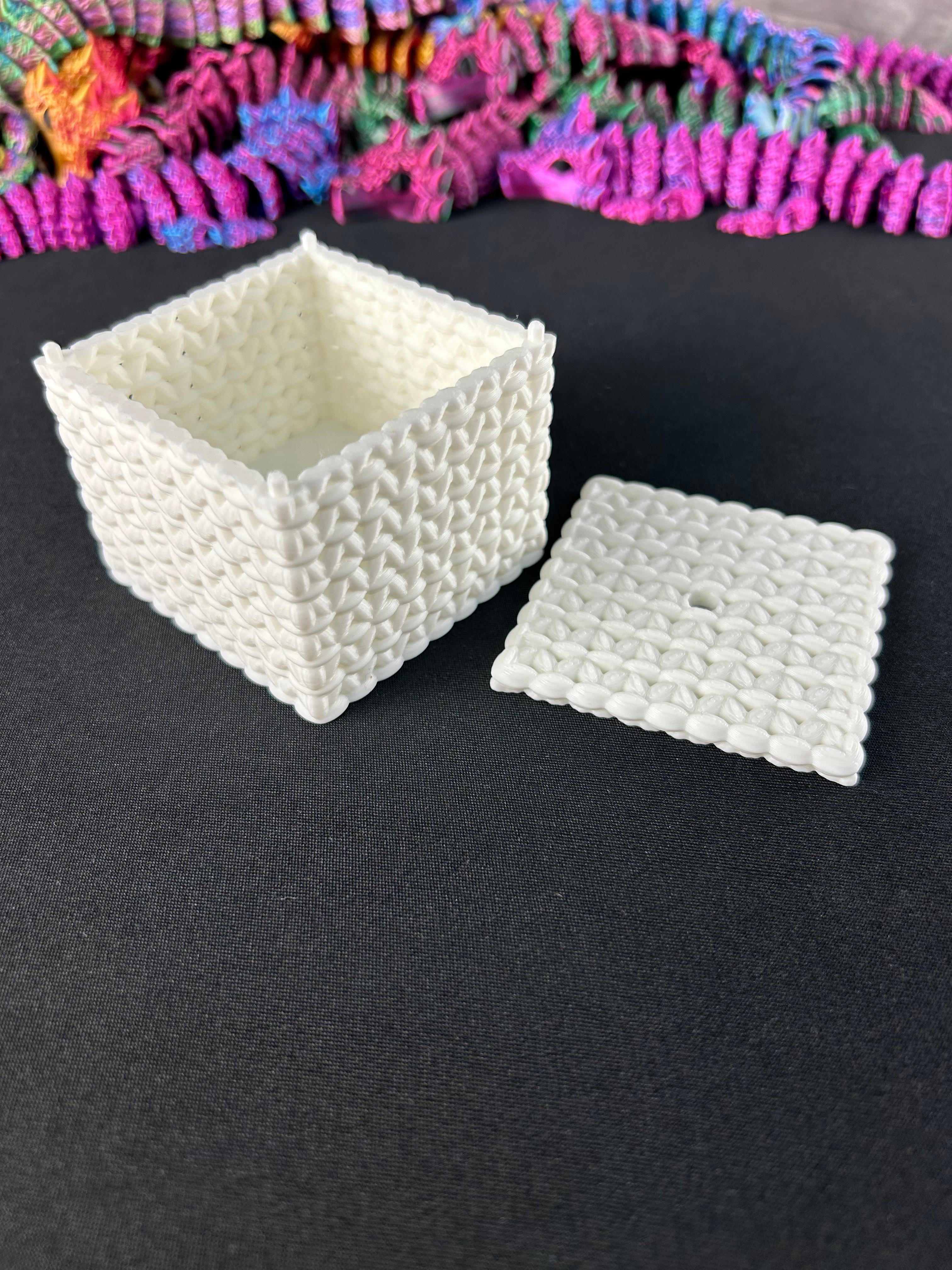 Knit Box Ornament 3d model