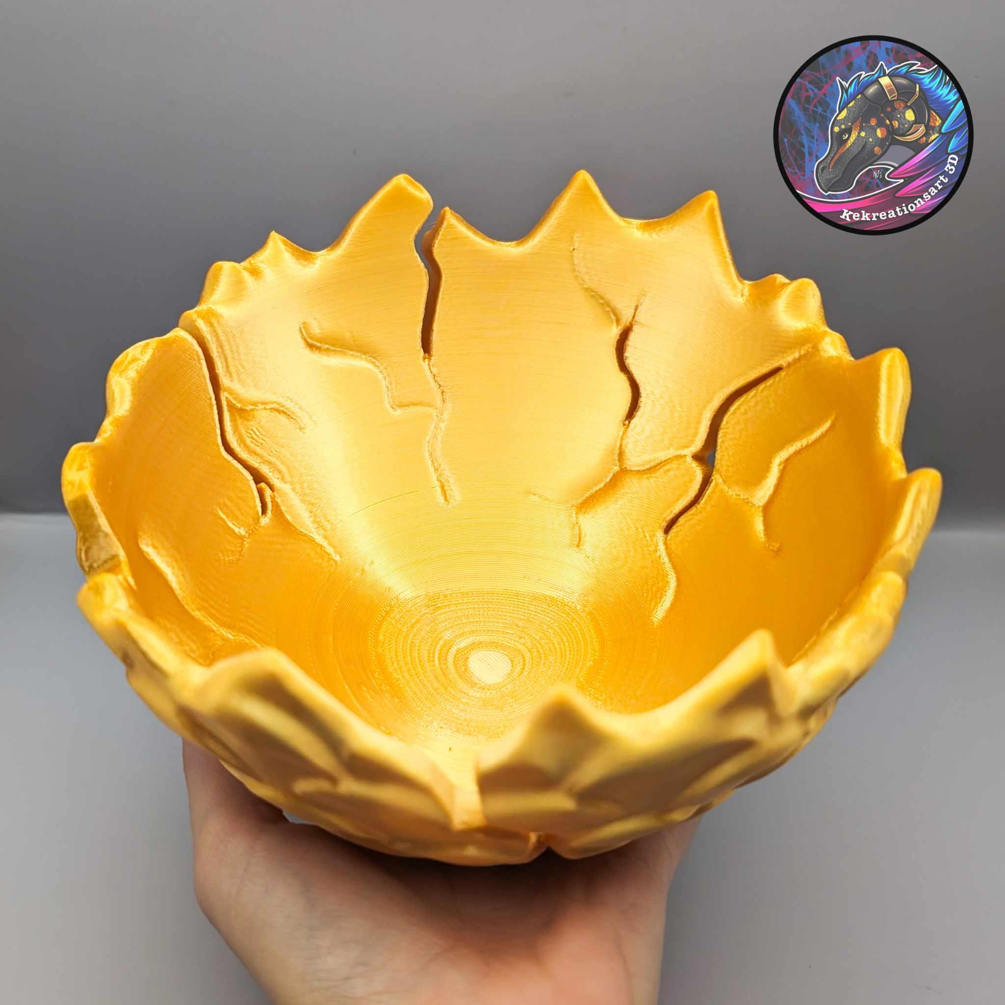 Cracked Dragon Egg Bowl Display 3d model