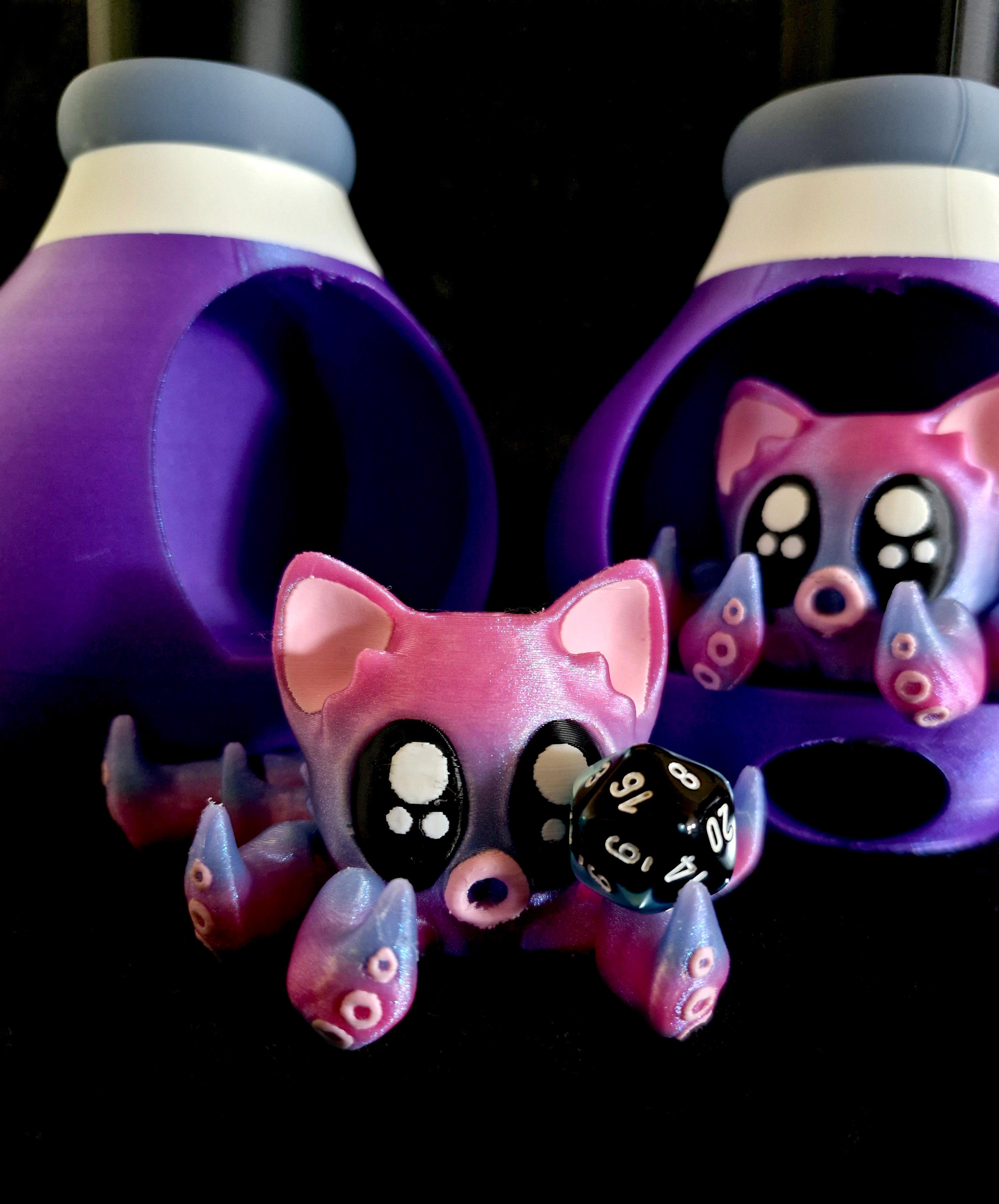 Voidkitty Dice Tower & Dice Flask *Personal Use* 3d model