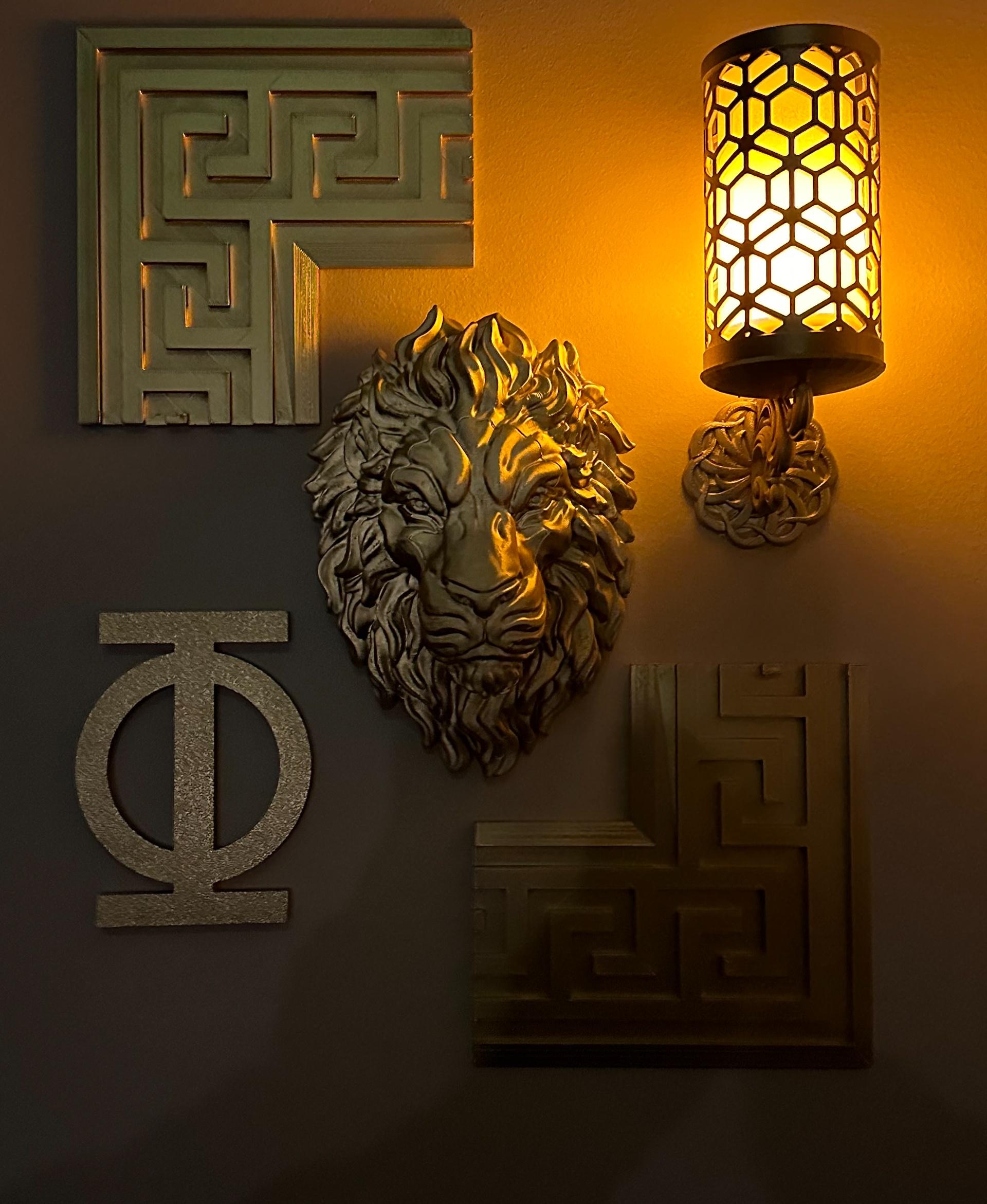 Lion  - Lion with Greek art and flame lamp.   - 3d model