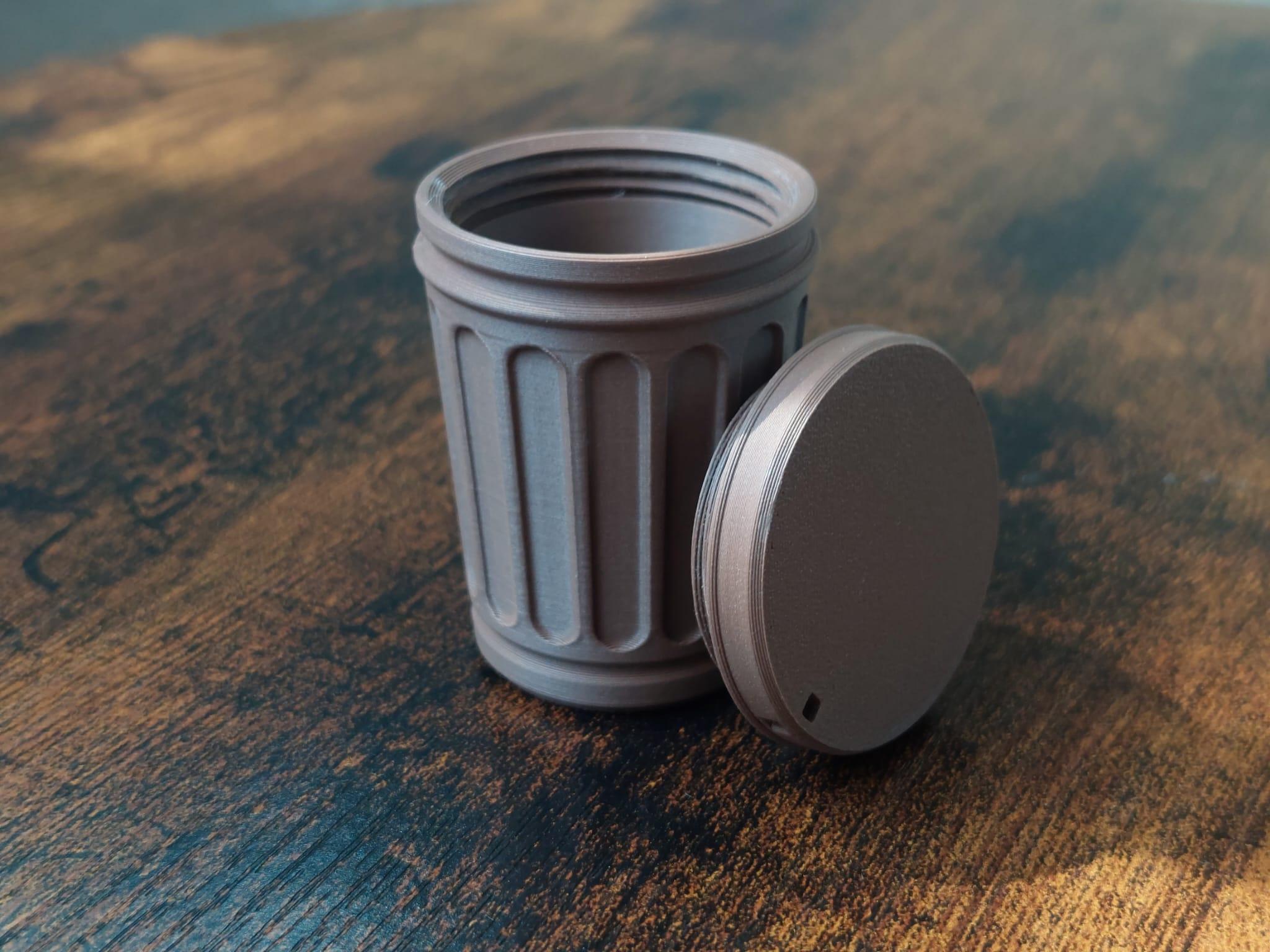 Trashcan Keychain v5 - Generic.3mf 3d model