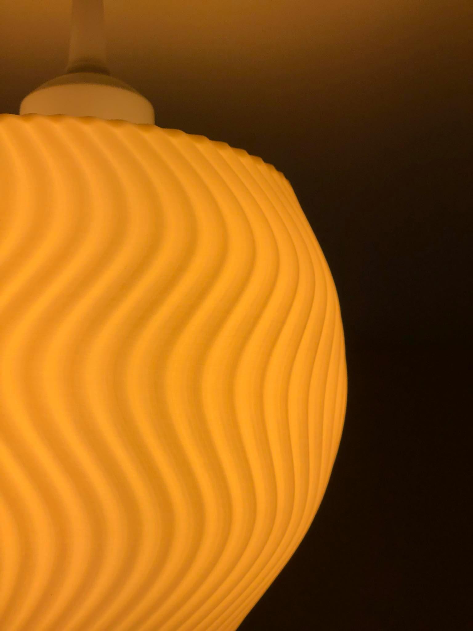 Wavey Lamp Shade Design 3d model