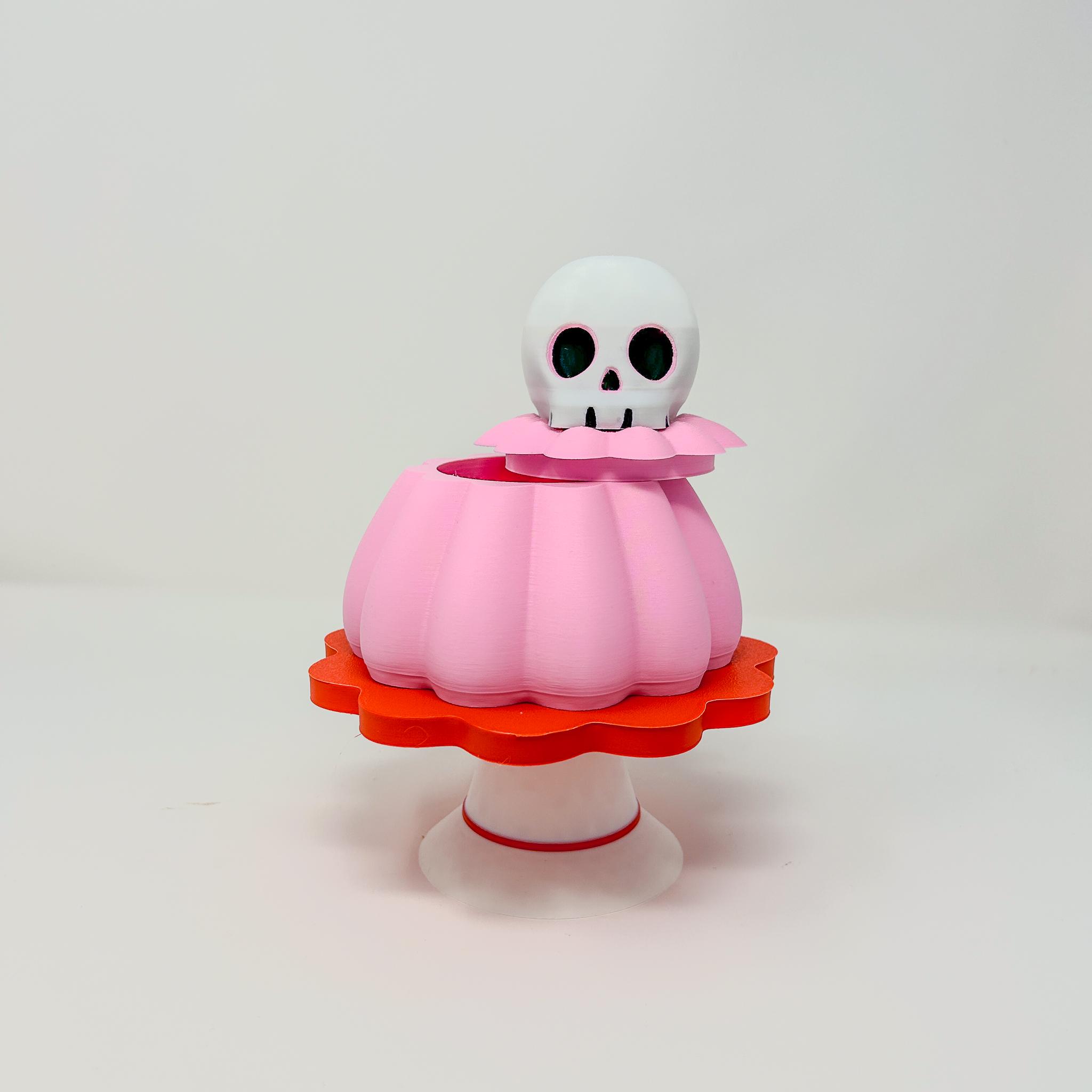 Kitsch Halloween Skull Gelatin Container: Candy, Jewelry Storage, or Spooky Halloween Decor 3d model