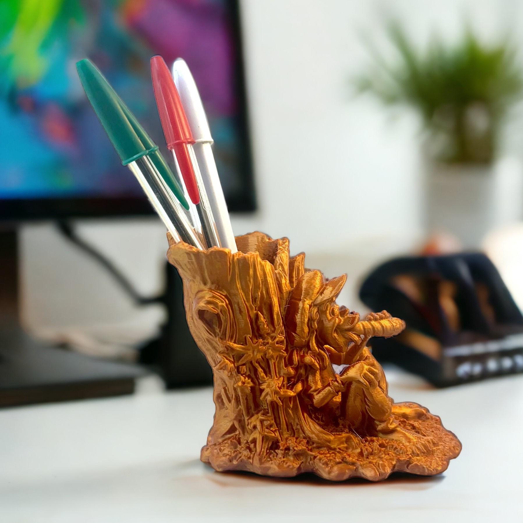 Rasta Pen Holder 3d model