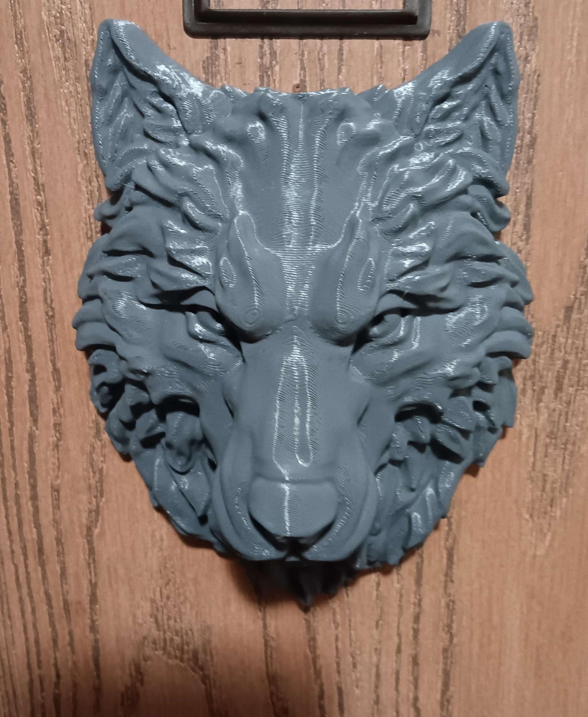 Angry Wolf  - Yep, its on my front door. In Sliceworx Engineers Grey. - 3d model