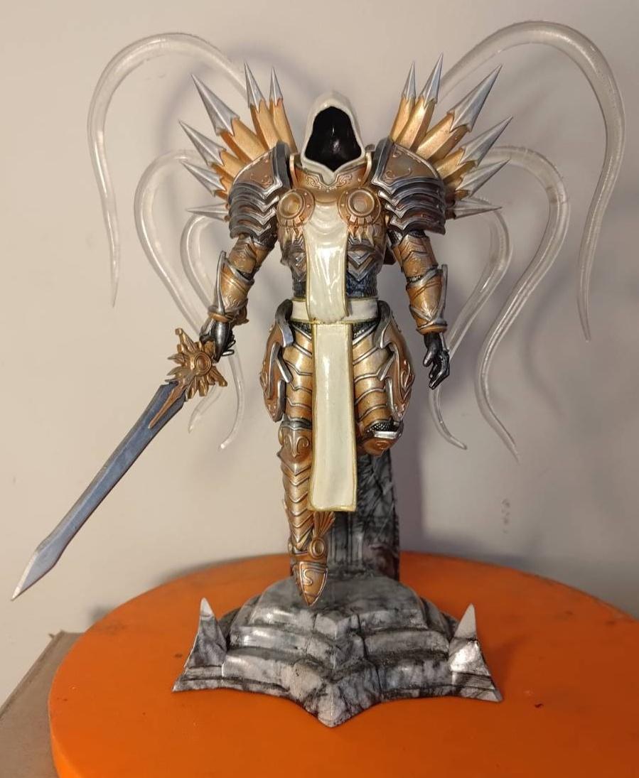 Tyrael Figure - Diablo (Pre-Supported) 3d model