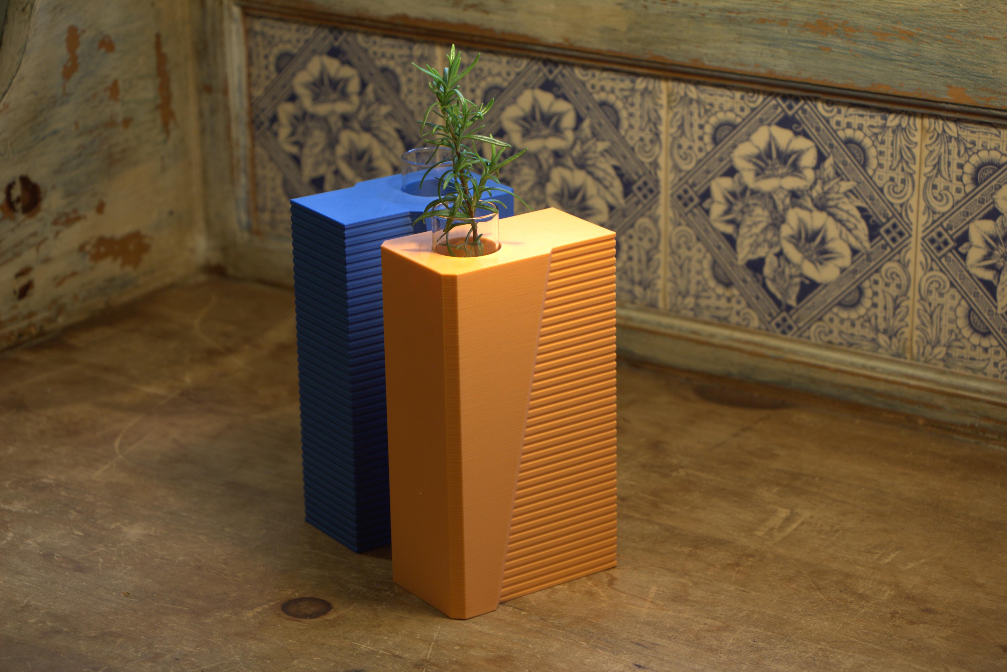 SLANT Neo-Brutalist Vase 3d model