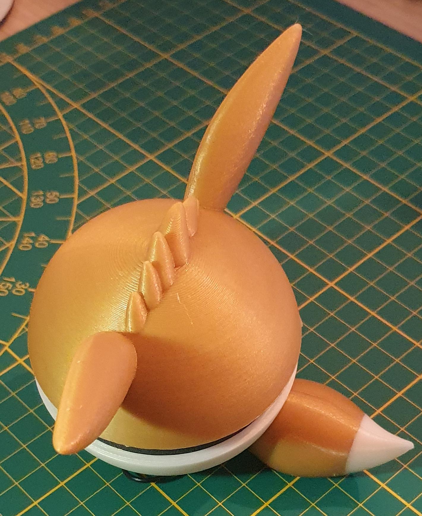 Eevee Pokeball - Multipart - Better view of the tail. The vanilla white bit is "P2". - 3d model