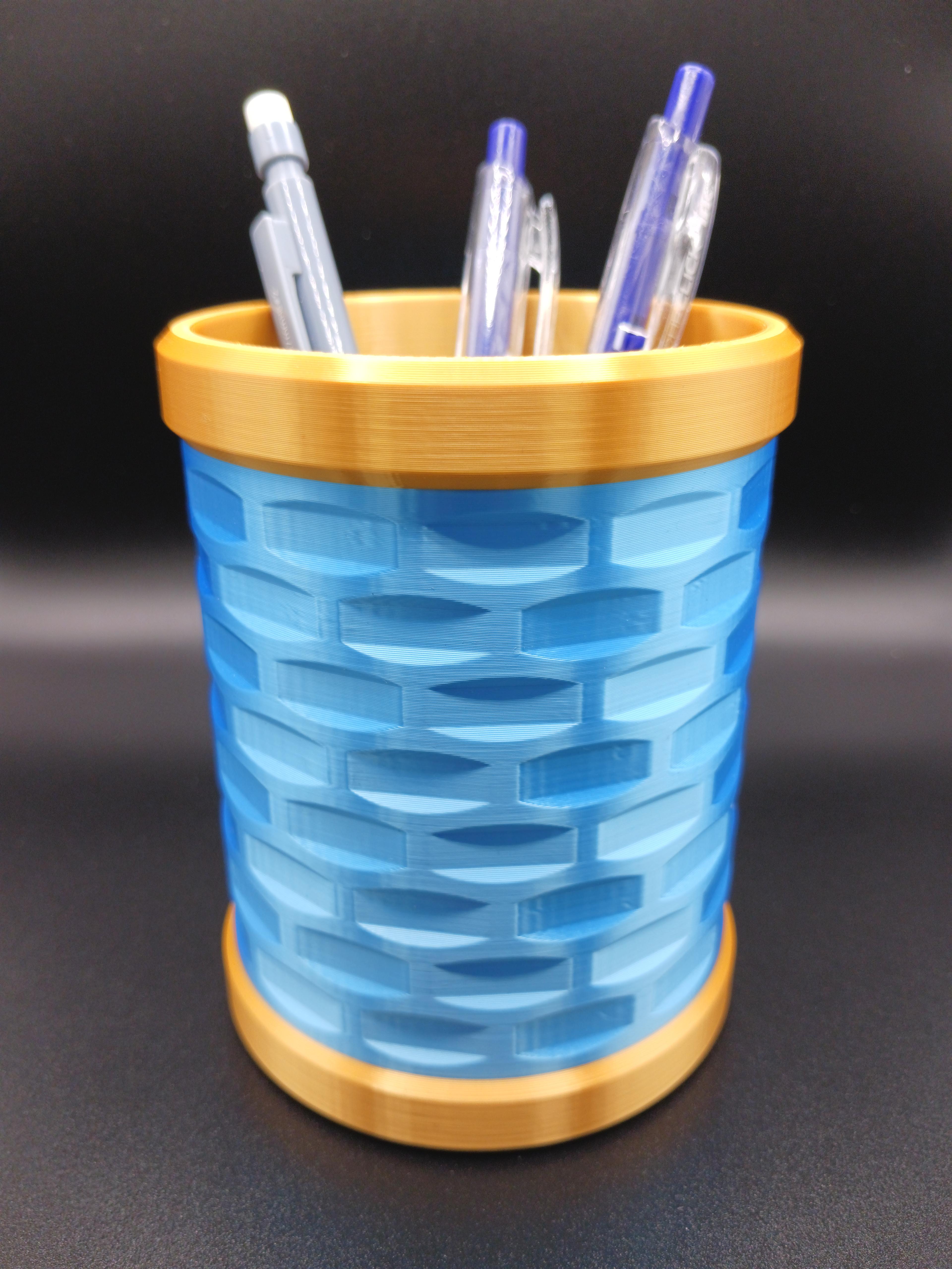 Pen Holder - Regular or Vase Mode 3d model