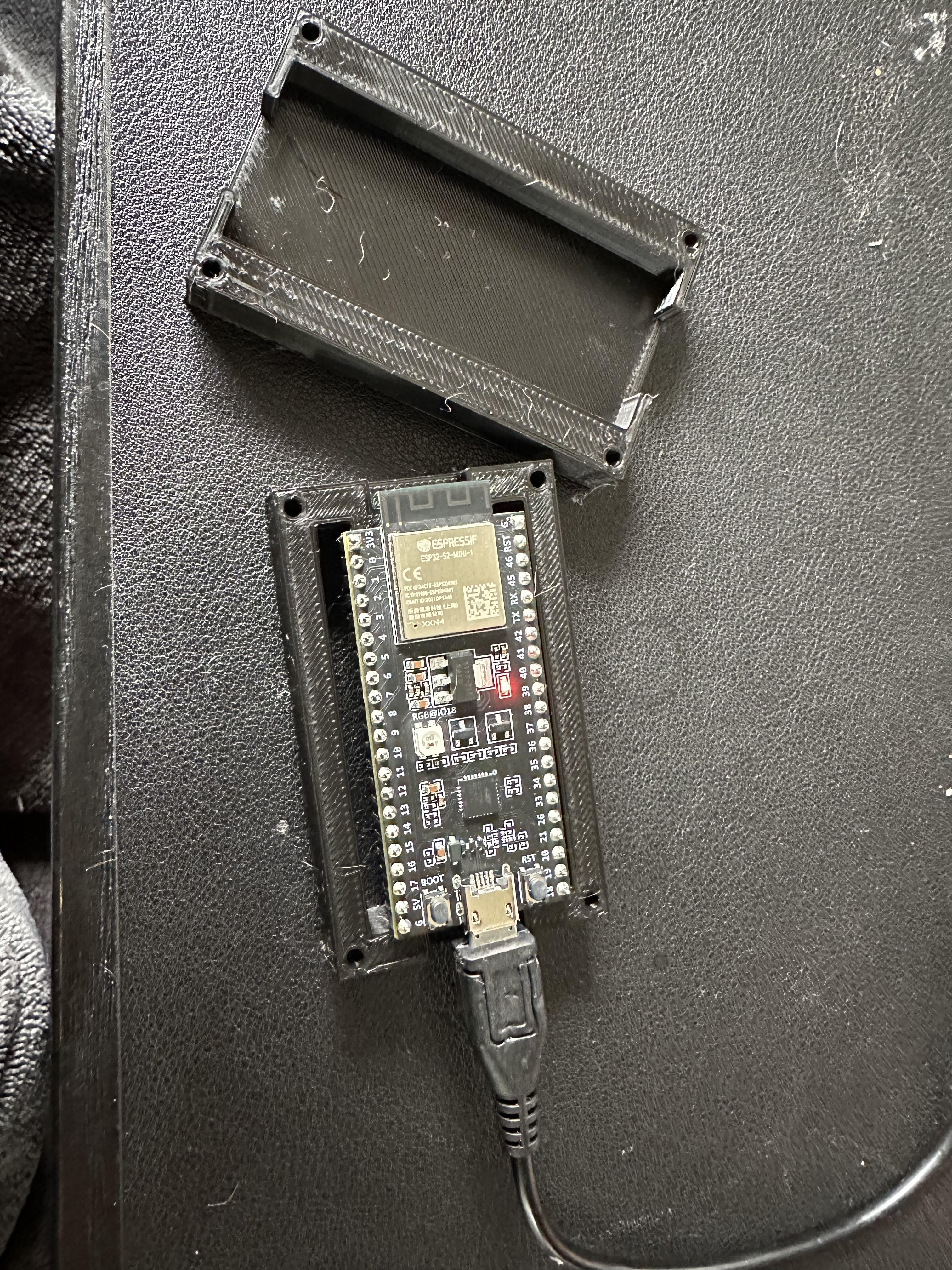 Esp32 (with pins) Case 3d model