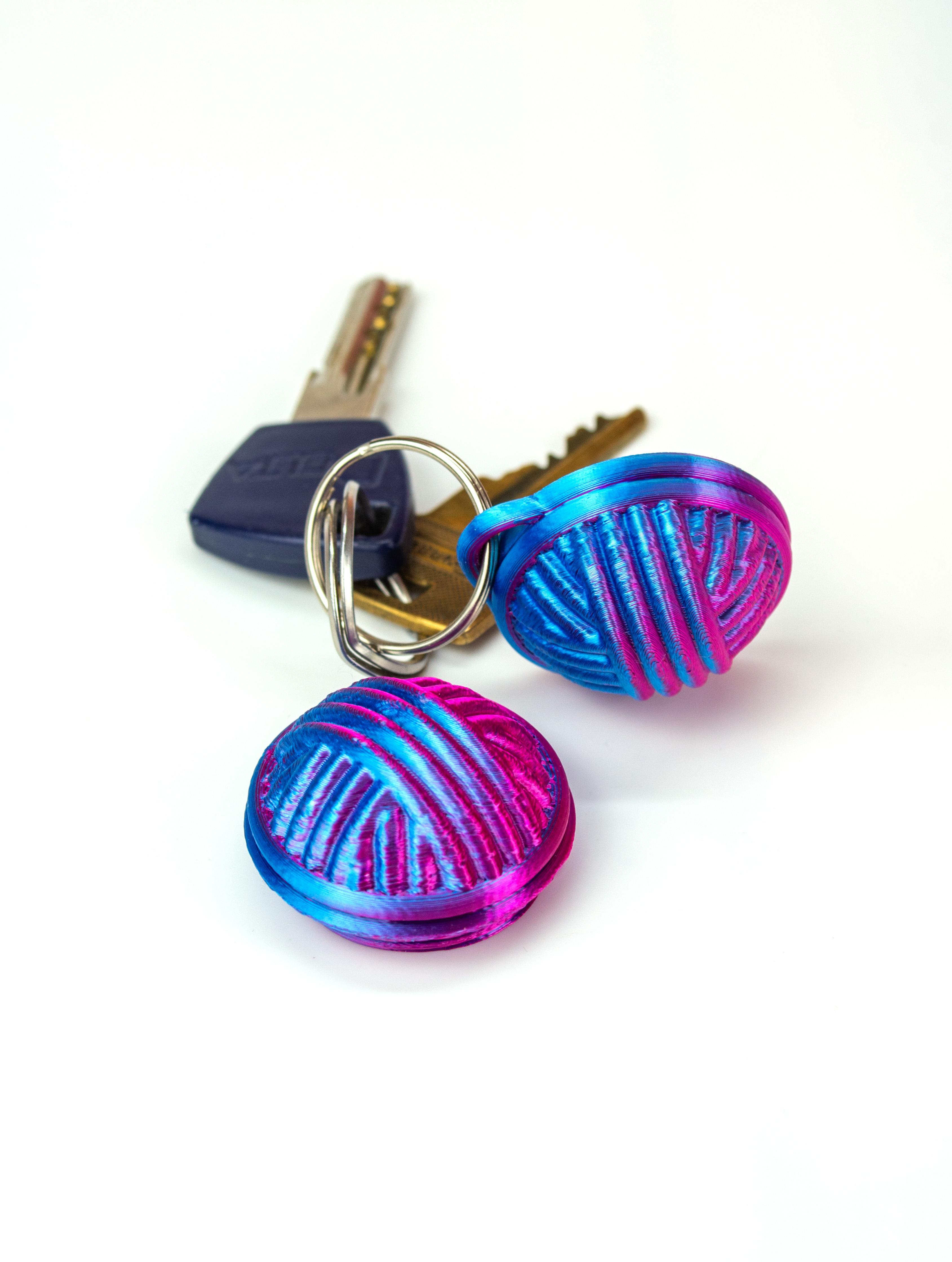 Yarn Ball: Container keychain  3d model