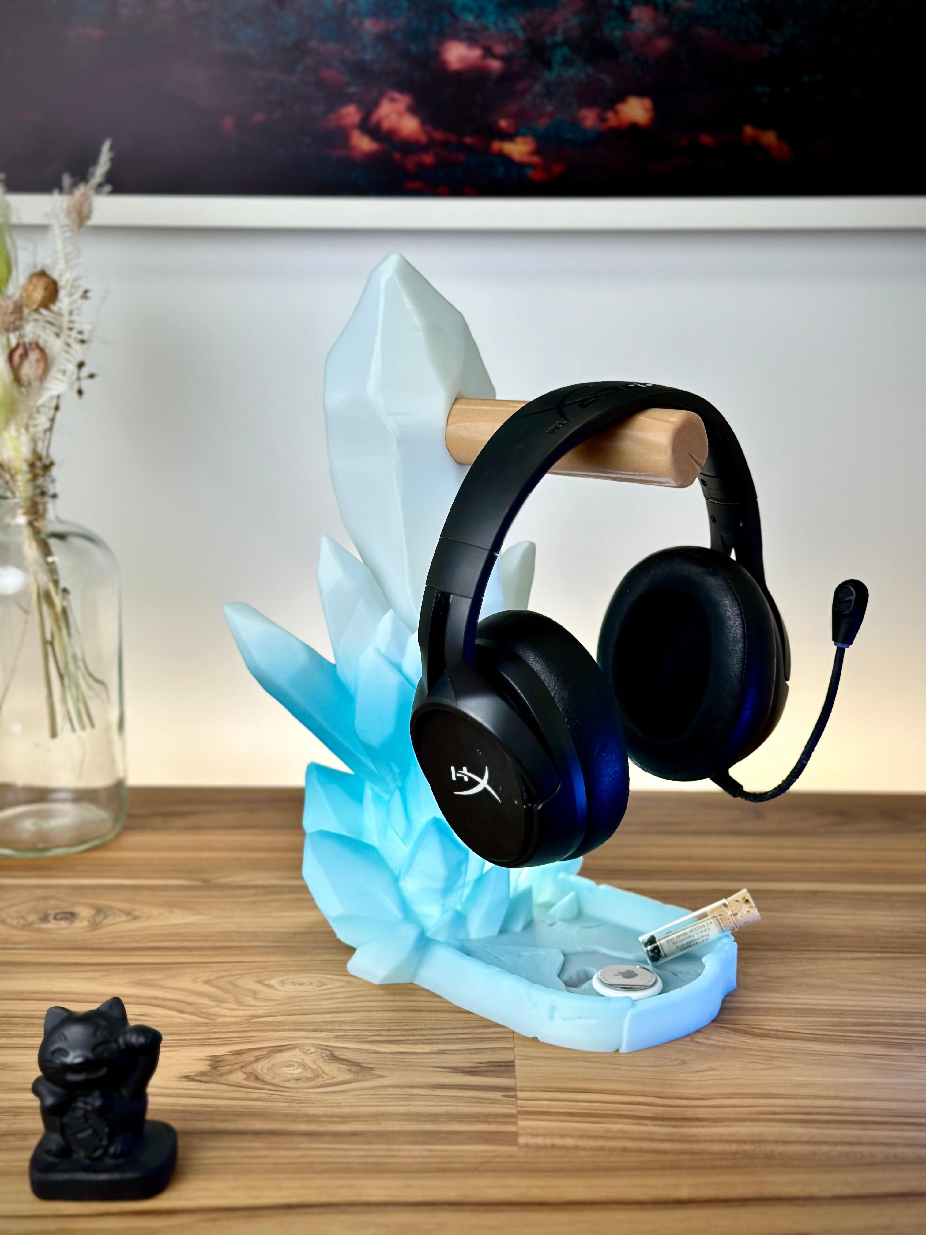 Crystal Headphone Stand 3d model
