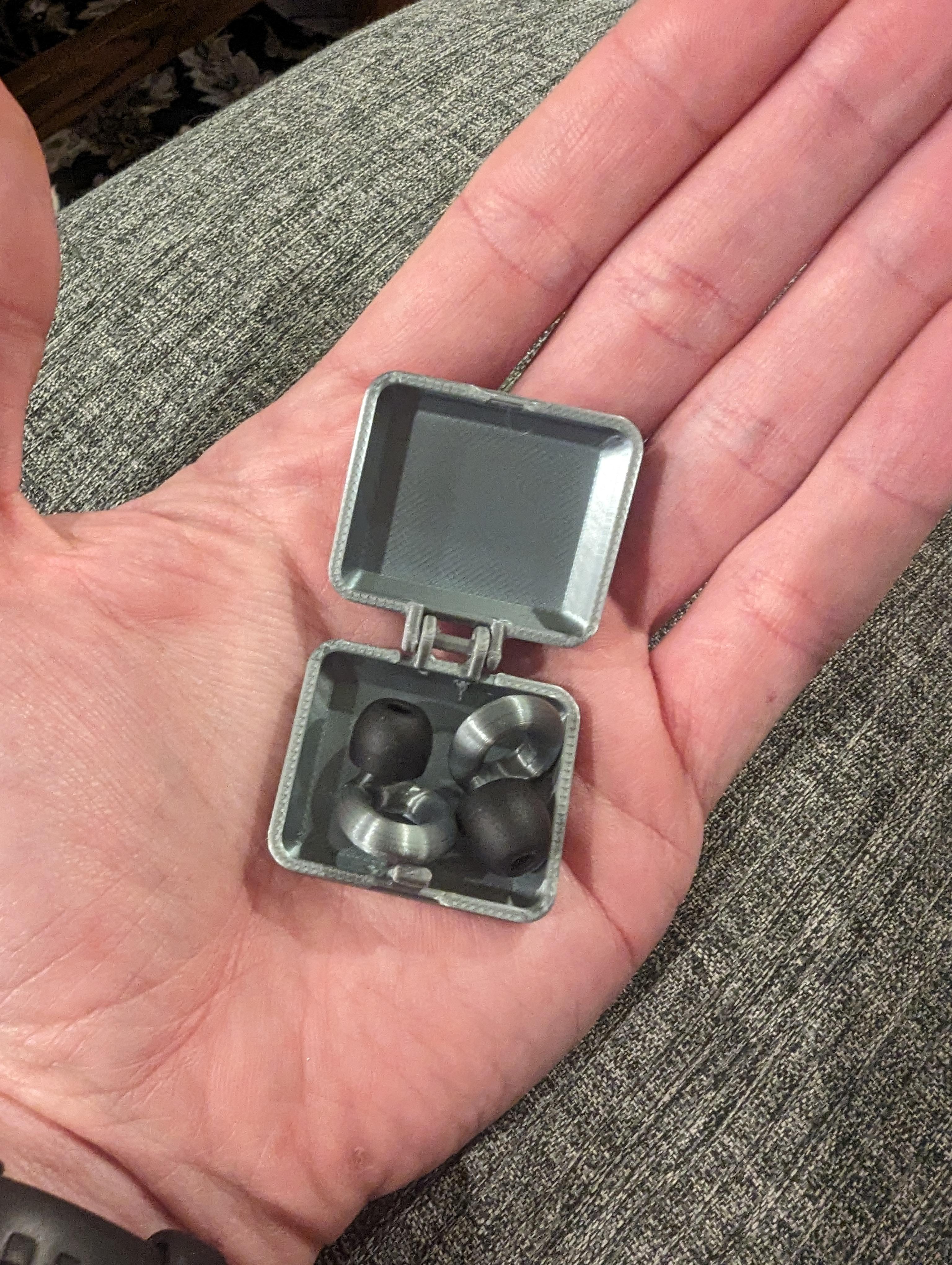 Earplug Case, Small Clamshell Square 3d model