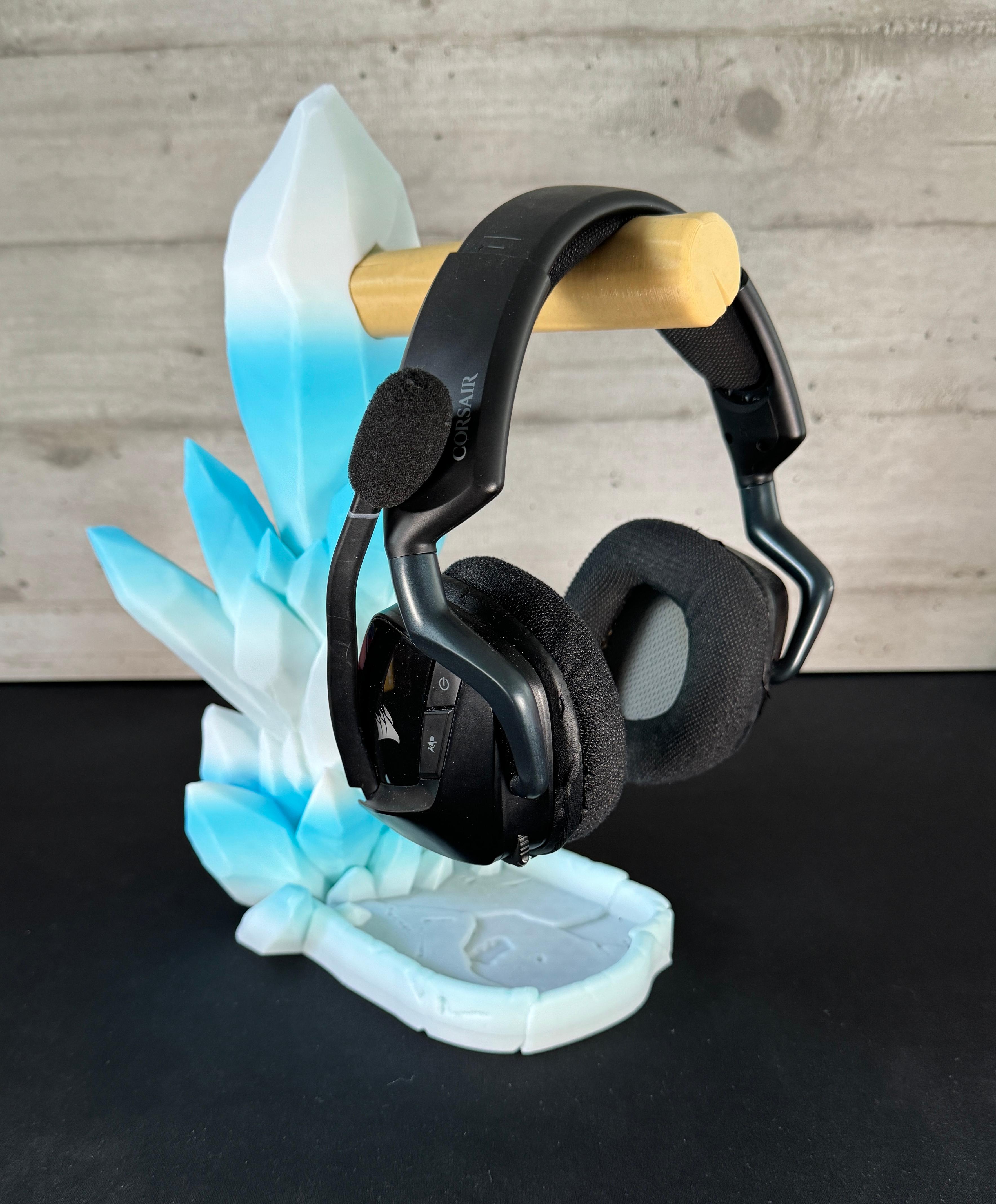 Crystal Headphone Stand - Crystal Headphone holder with Ziro Winter PLA - 3d model