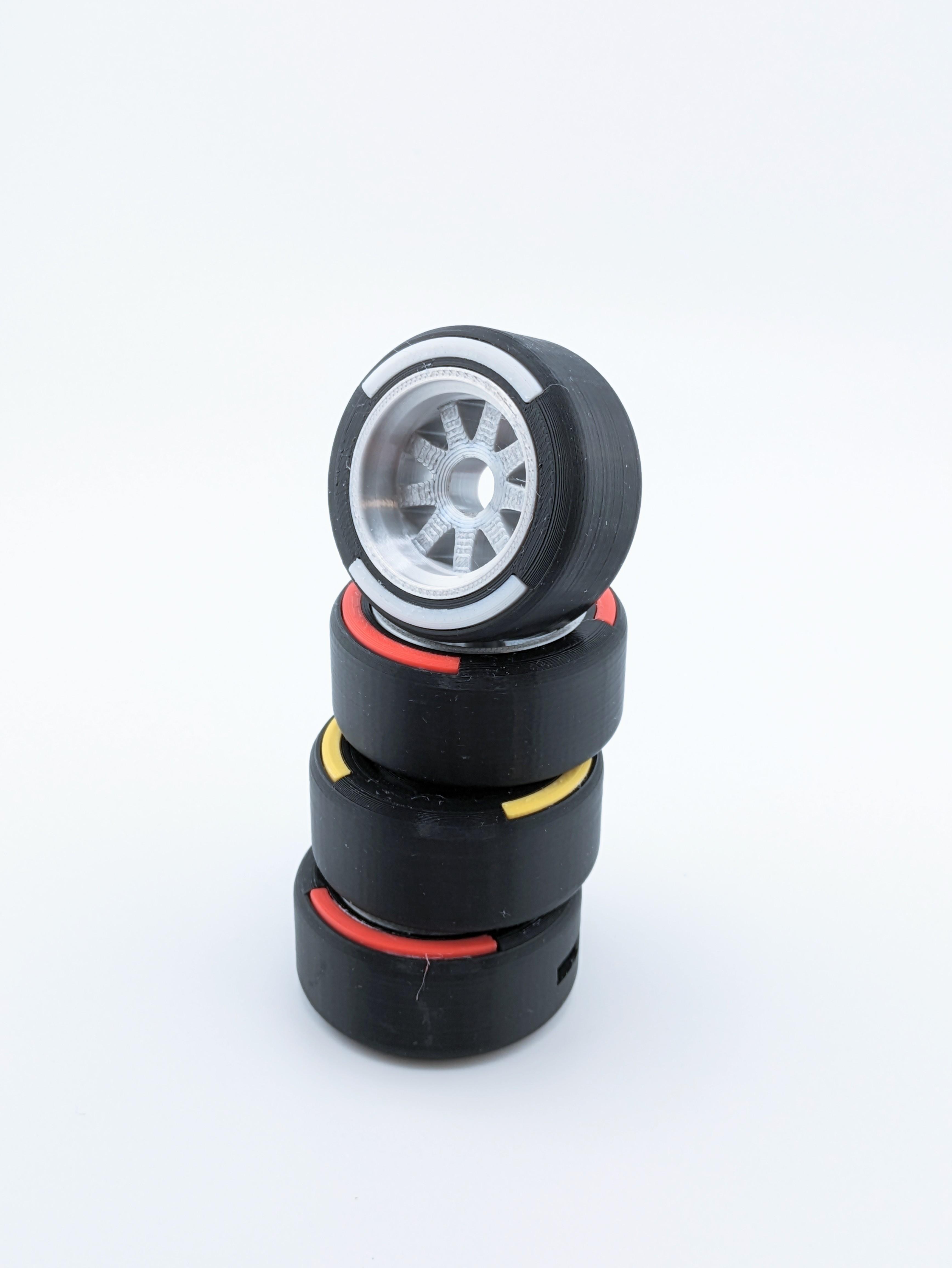 F1 Inspired Tire Keychain (Stationary) 3d model
