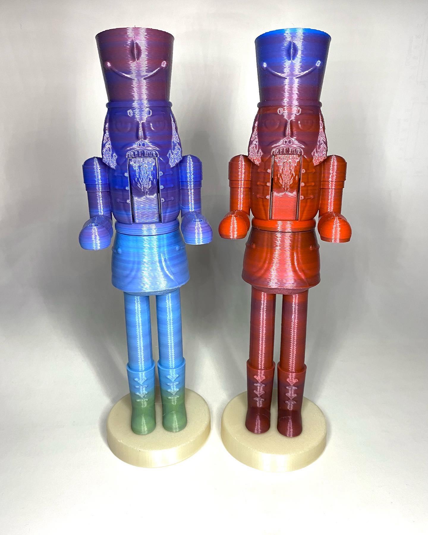Articulated Print-In-Place Christmas Nutcracker v1 3d model