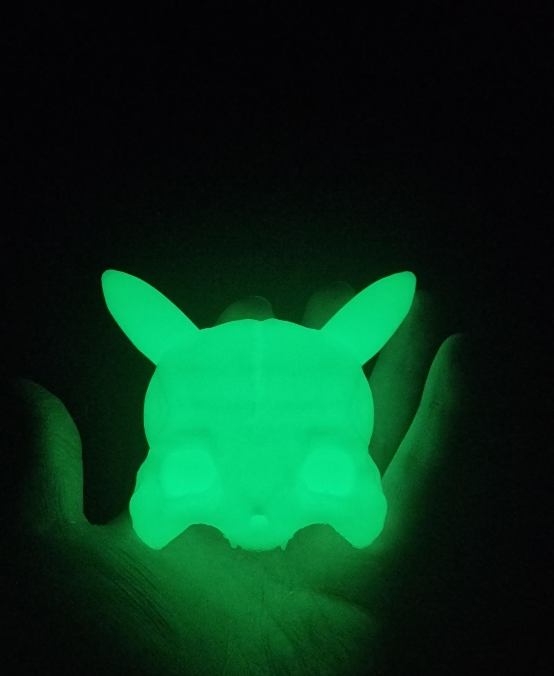 Pikachu Skull - Amazing model i just had to make it glow 😂 - 3d model