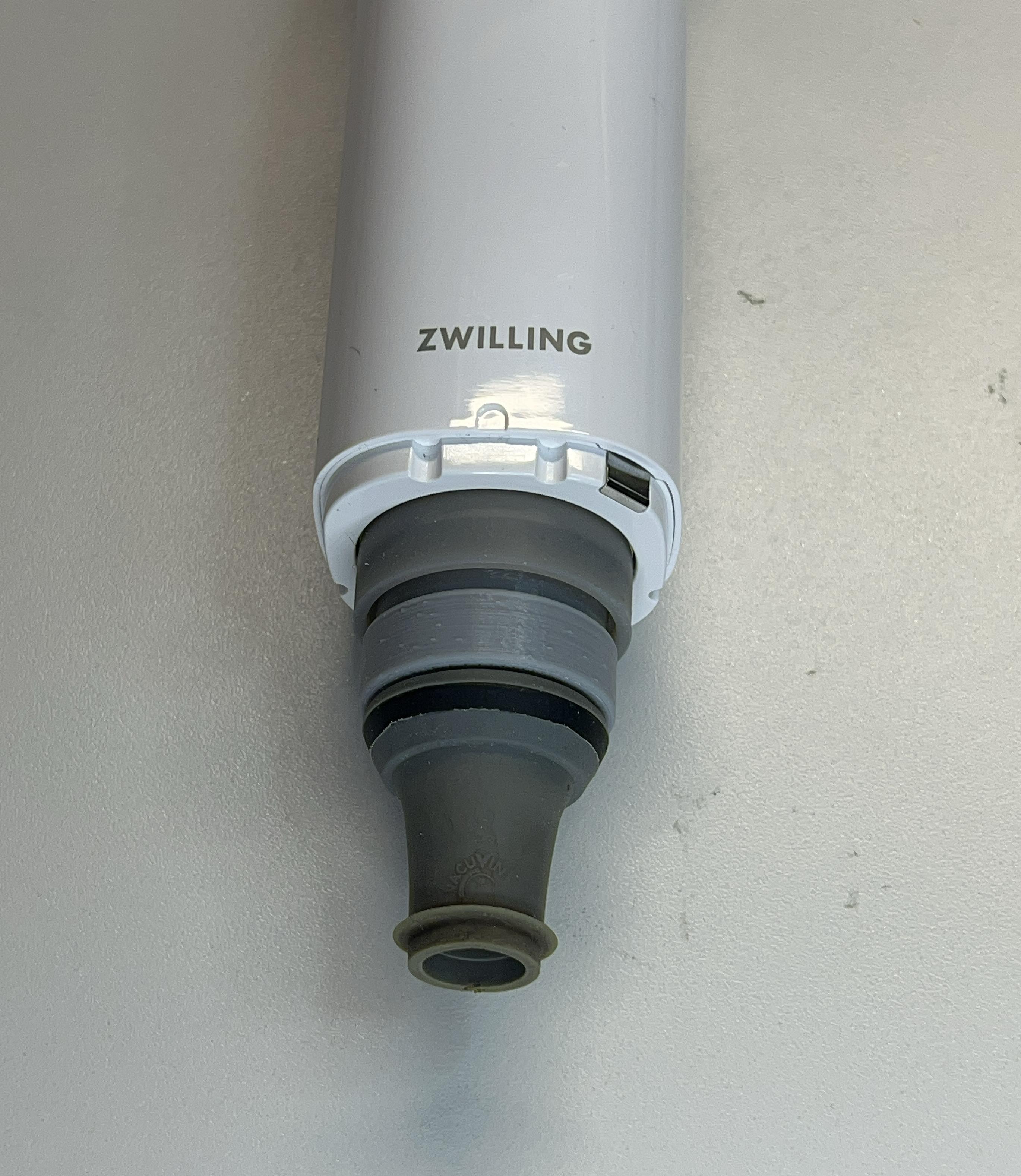 Zwilling Fresh & Save adapters for FoodSaver containers and VacuVin 3d model
