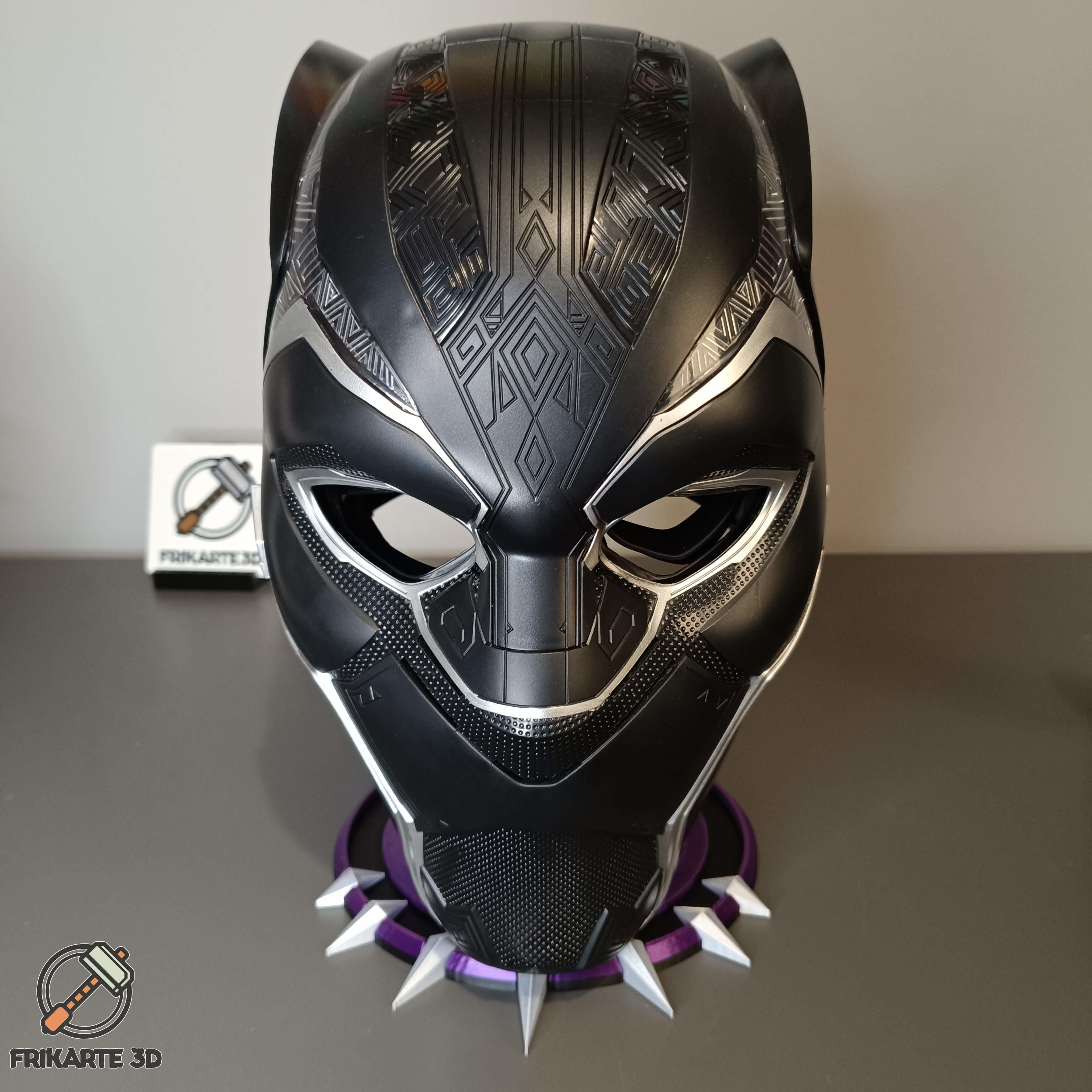 Black Panther Helmet Stand - 3D Printable Display for Black Panther Helmets 3d model