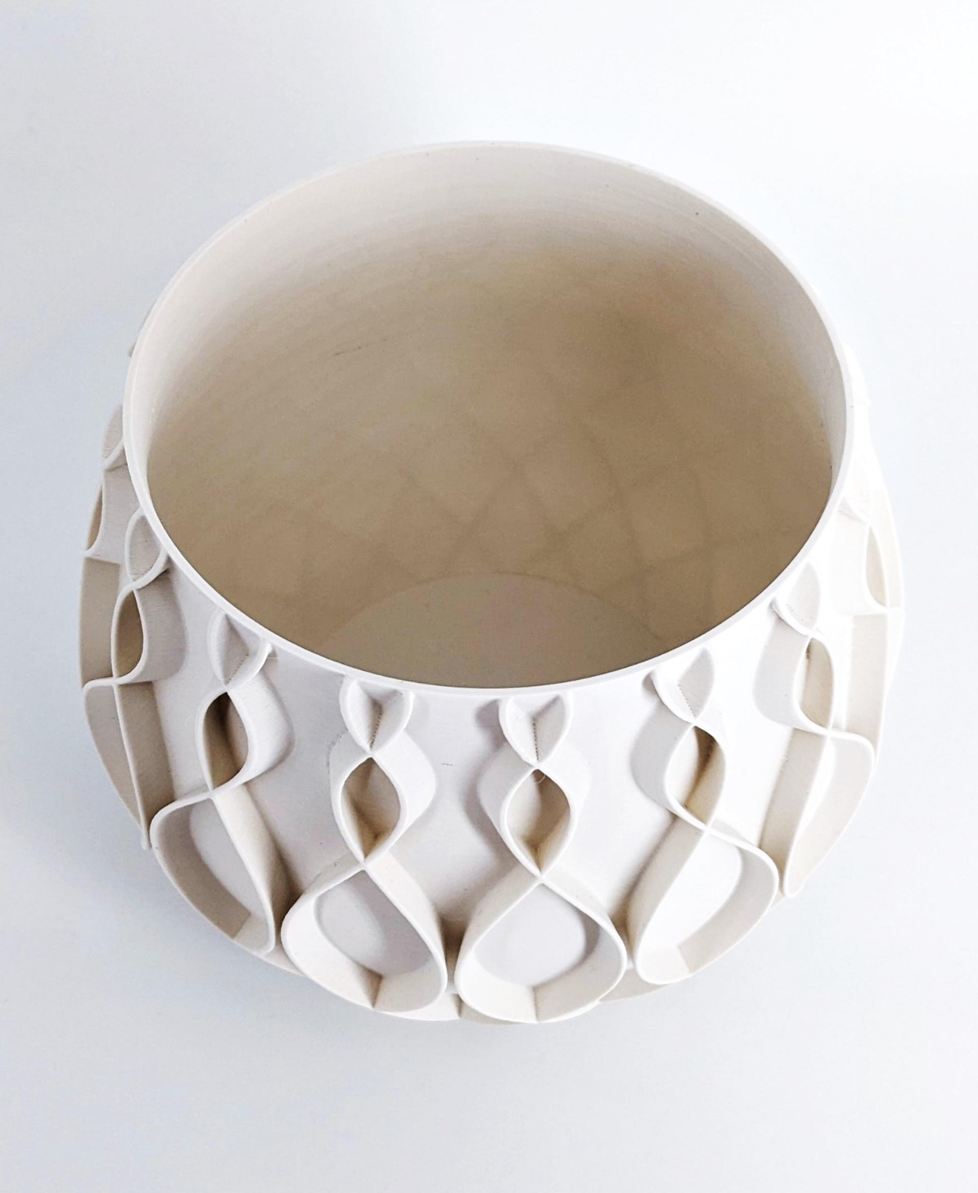 STL file Soft boiled egg holder cup Duck 🥚・3D printable design