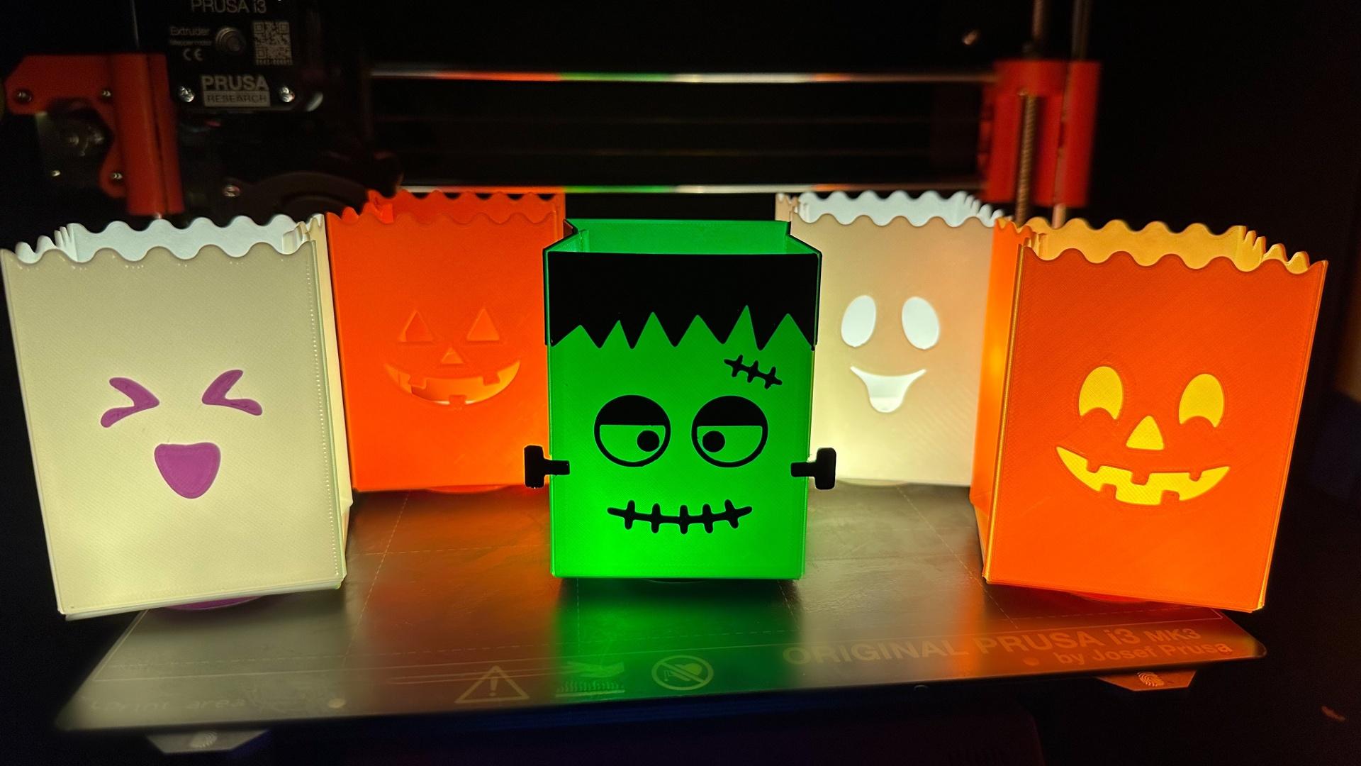 Mini Paper Bag Halloween Laterns (5 Styles) 3d model