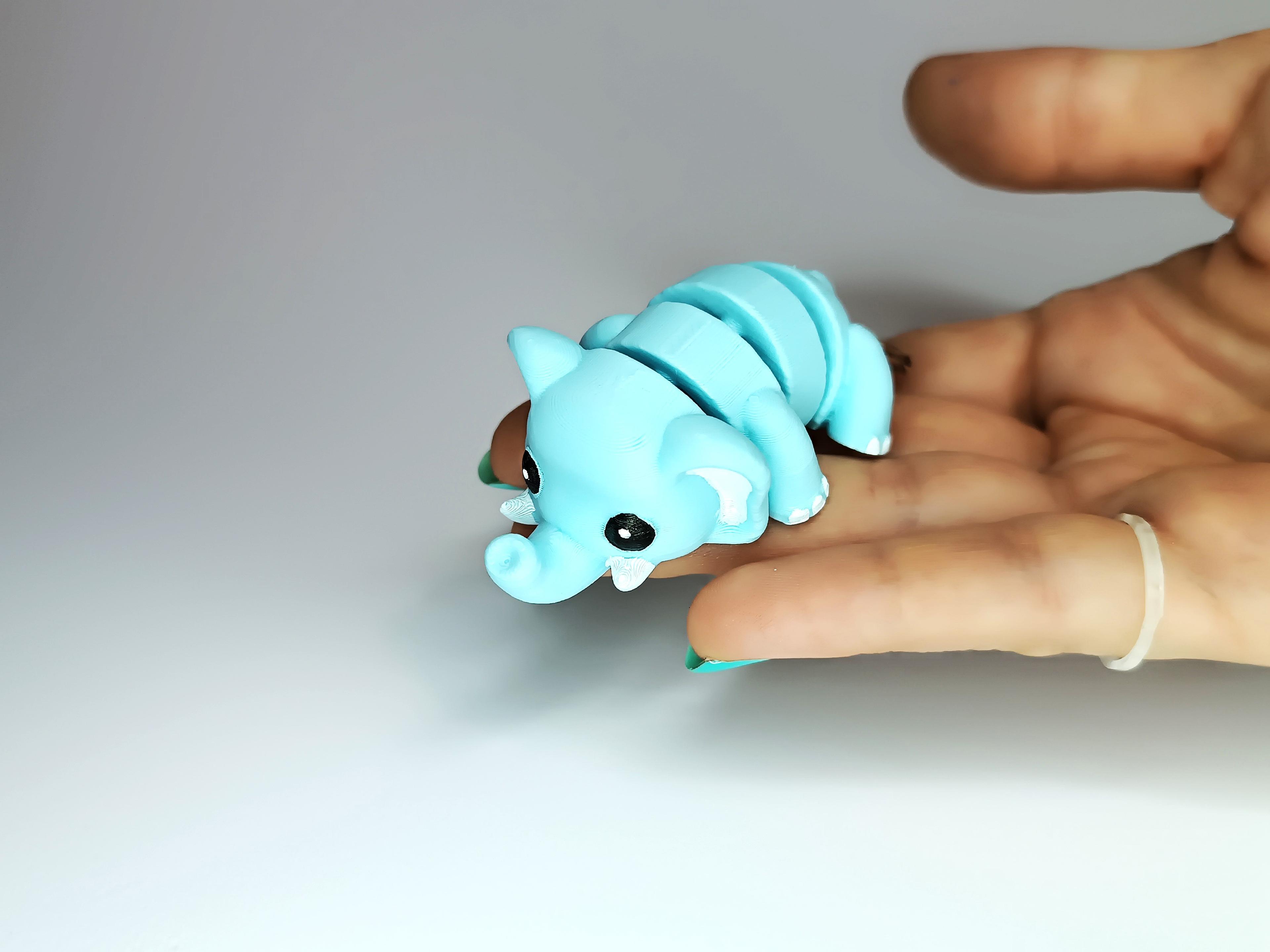 Cute Flexi Pets Elephant (Keychain & Magnet) 3d model