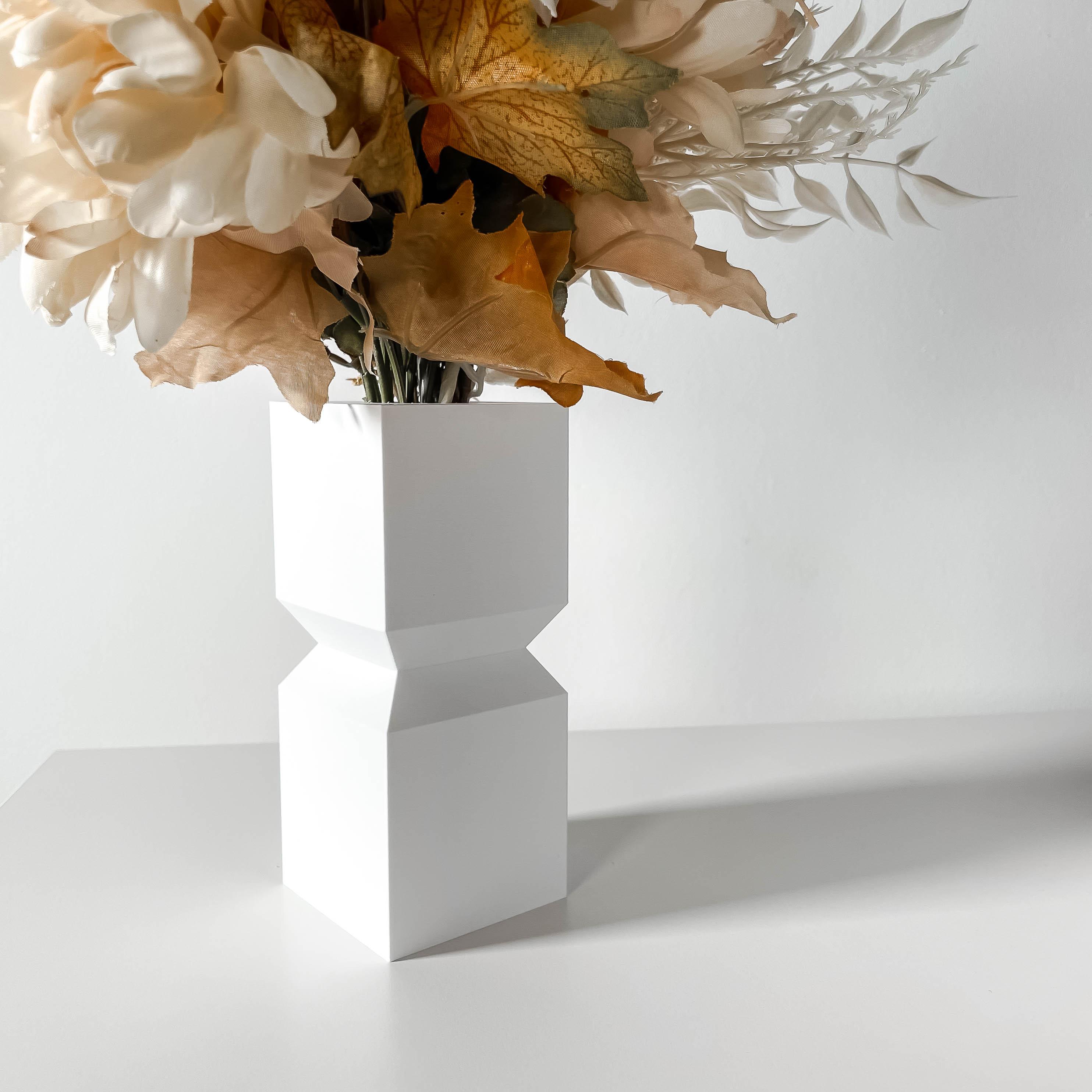 The Loke Vase, Modern and Unique Home Decor for Dried and Preserved Flower Arrangement  | STL File 3d model