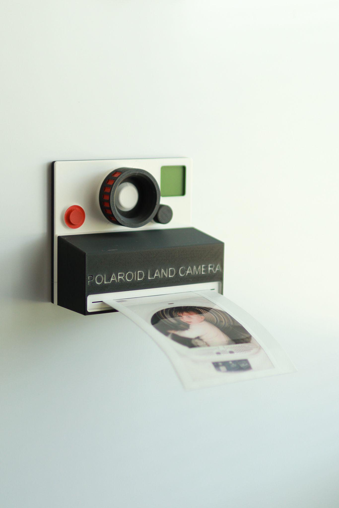 Polaroid  Magnet 3d model