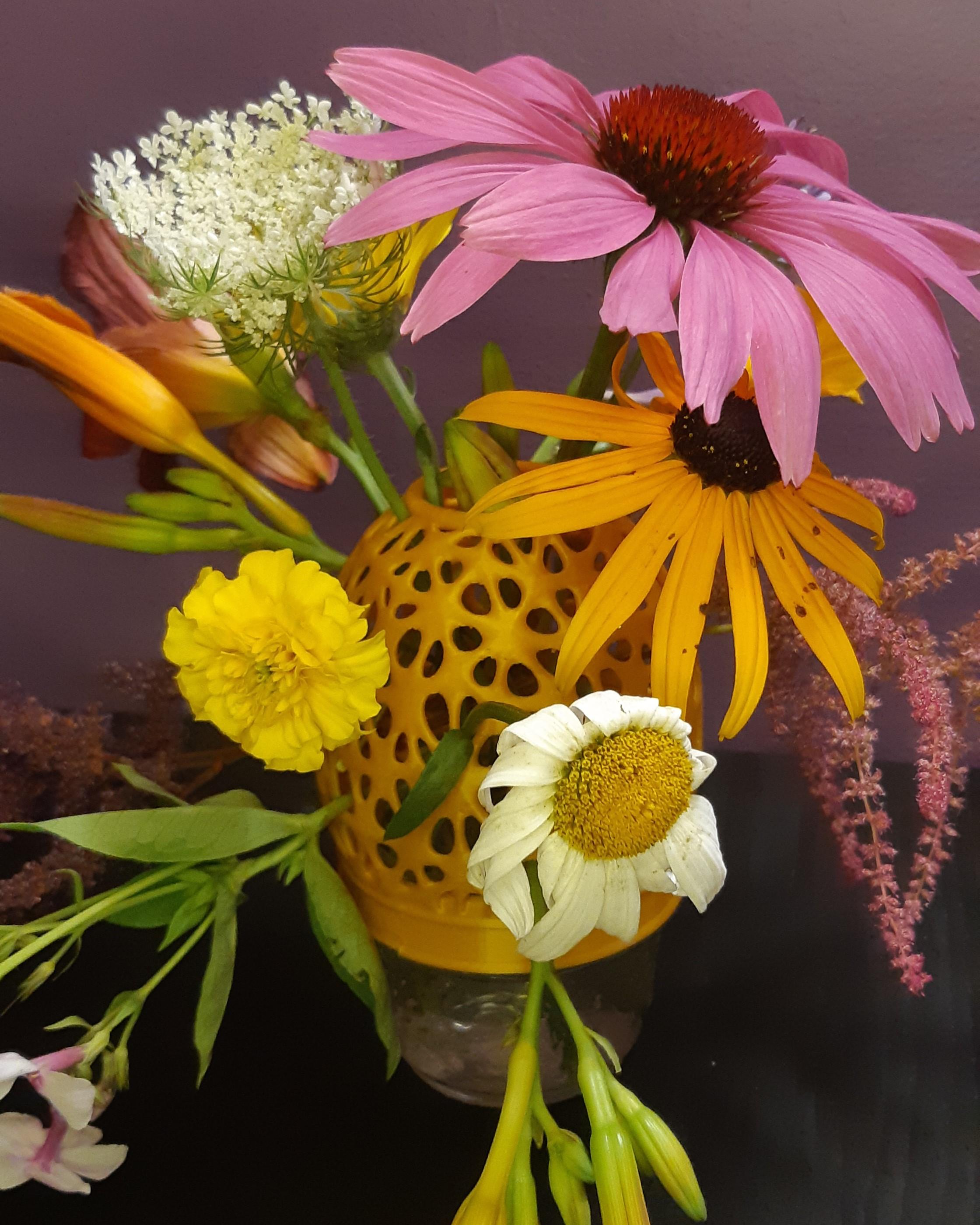 The Wildflower Mason Jar Vase - Support Free 3d model