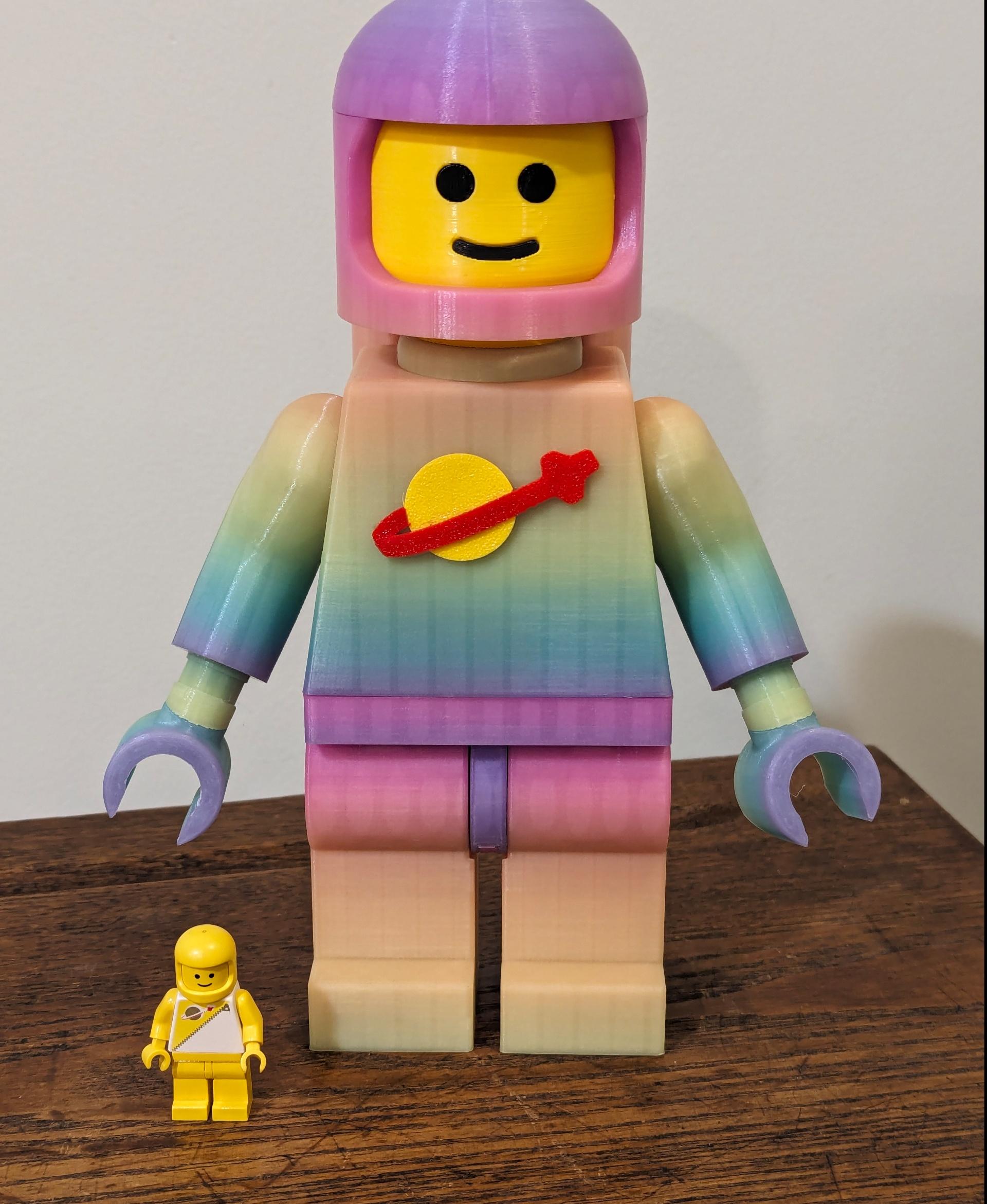 Classic Spaceman (6:1 LEGO-inspired brick figure, NO MMU/AMS, NO supports, NO glue) - Printed in
- Polymaker_3D PolyLite Luminous Rainbow, Red, and Black
- Coex3D Taxicab Yellow - 3d model