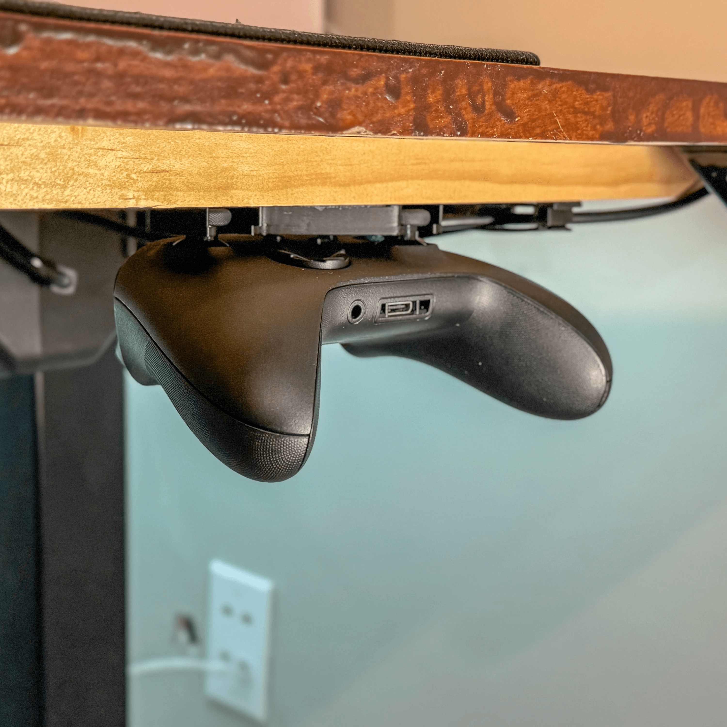 Xbox Controller Under Desk Stick Mount 3d model