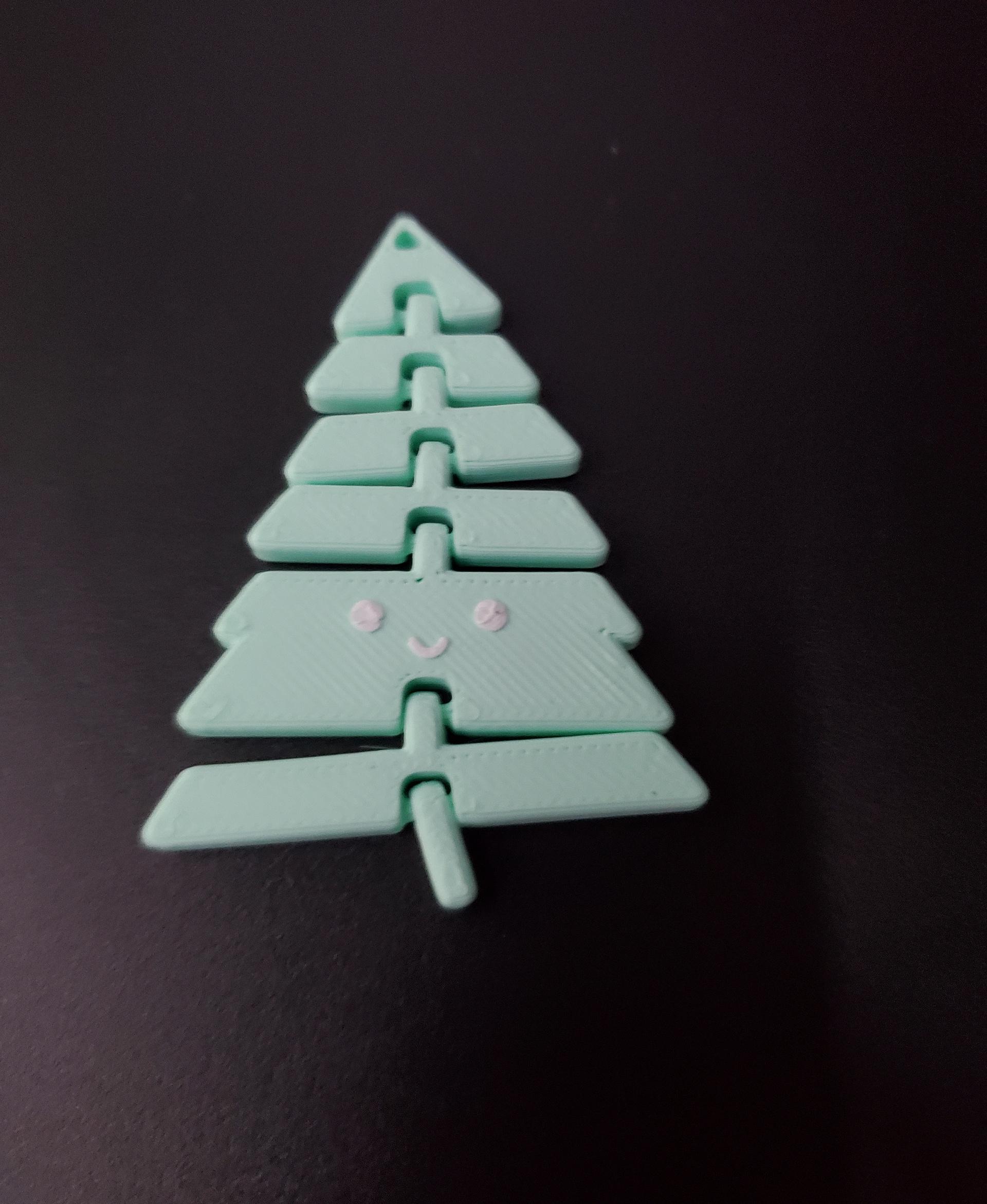 Articulated Kawaii Christmas Tree Keychain - Print in place fidget toy - 3mf - hobbyking pastel green - 3d model