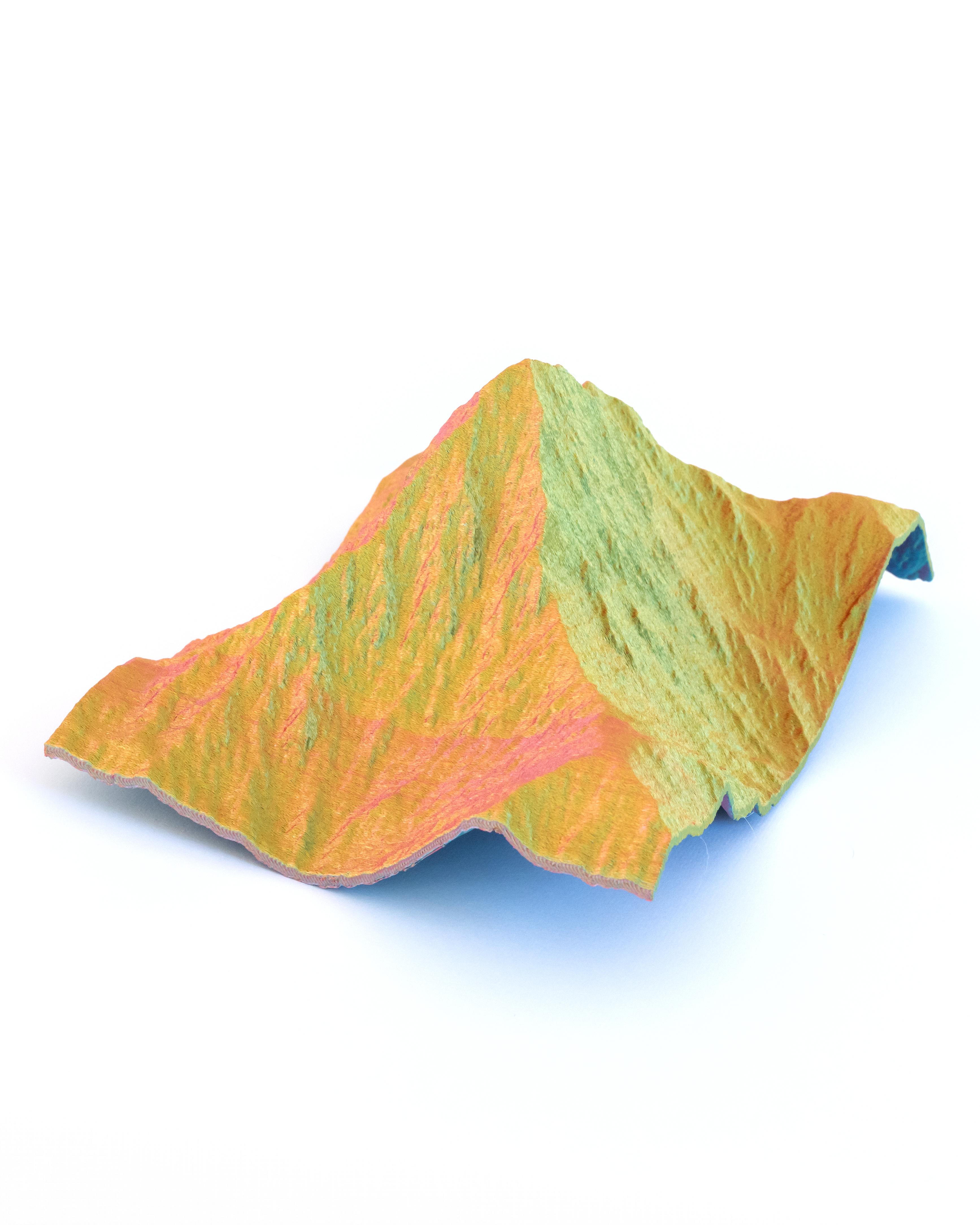 *FREEBIE* Hollow Mountains // Mt. Everest Totem + Plant Holder 3d model