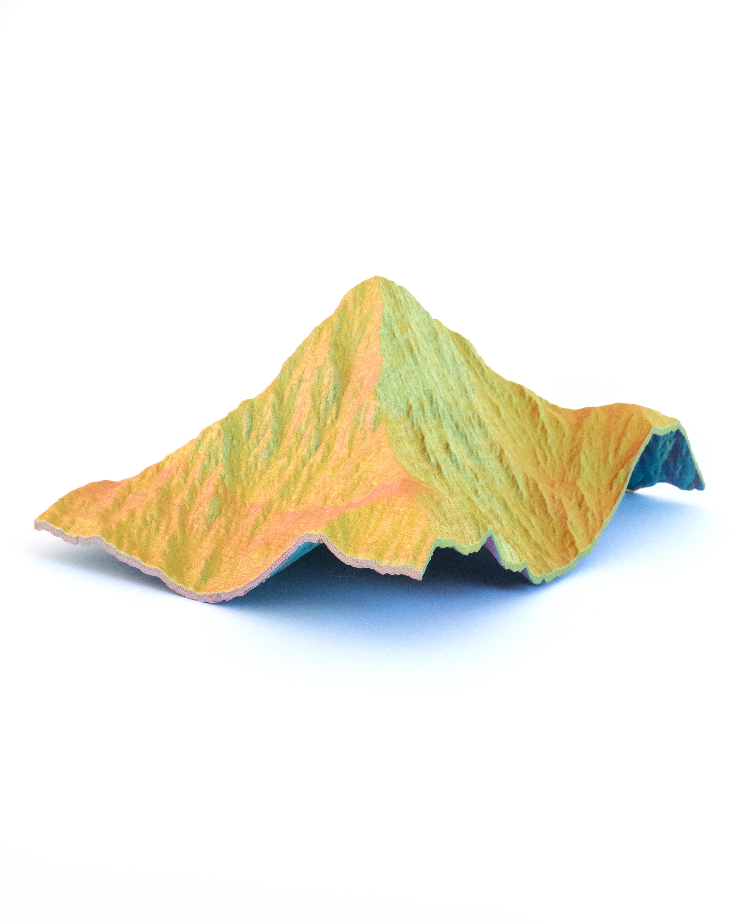 *FREEBIE* Hollow Mountains // Mt. Everest Totem + Plant Holder 3d model